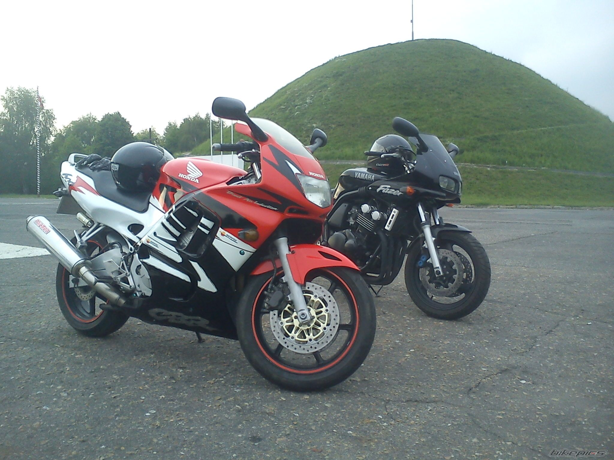 Photo 2402976