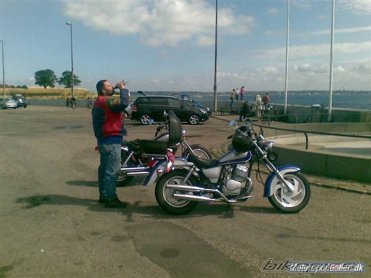 Photo 2403028