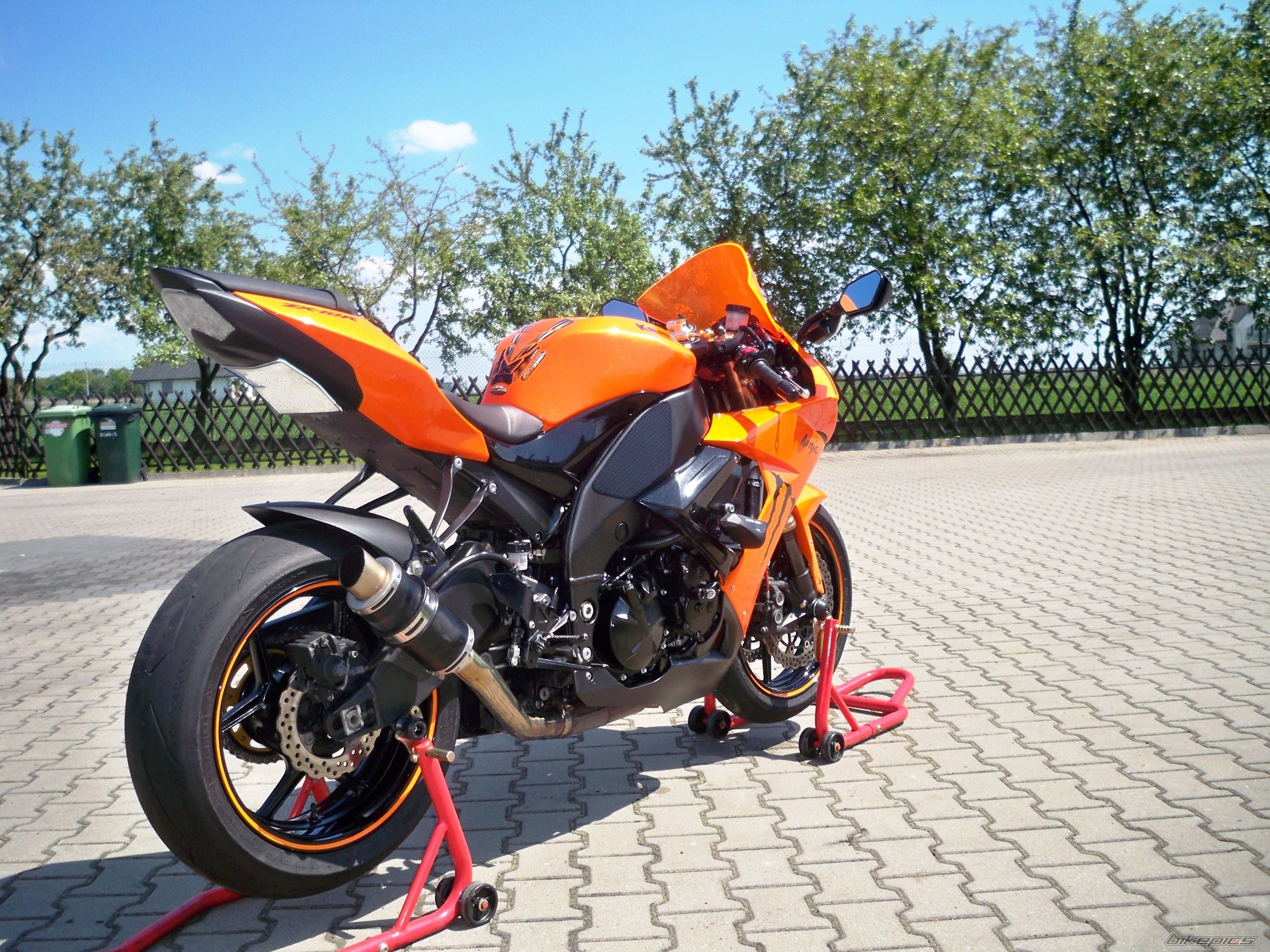 Bike Photo 2403159