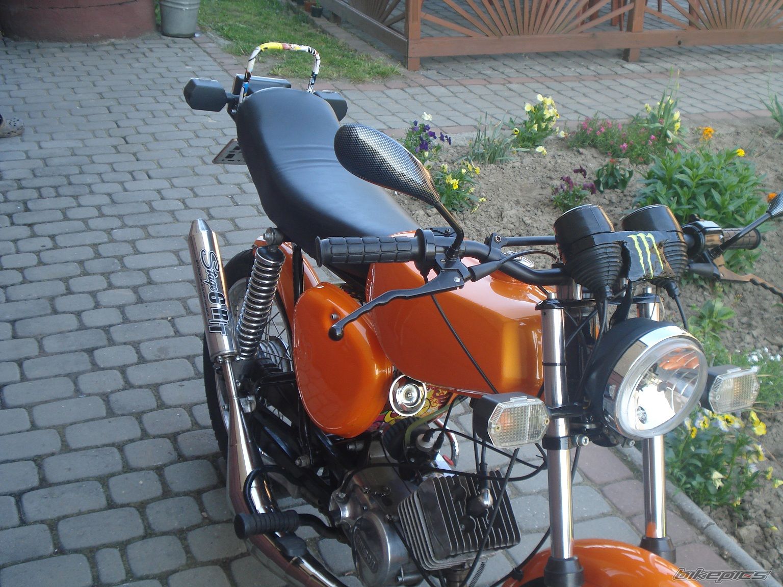 Bike Photo 2403211