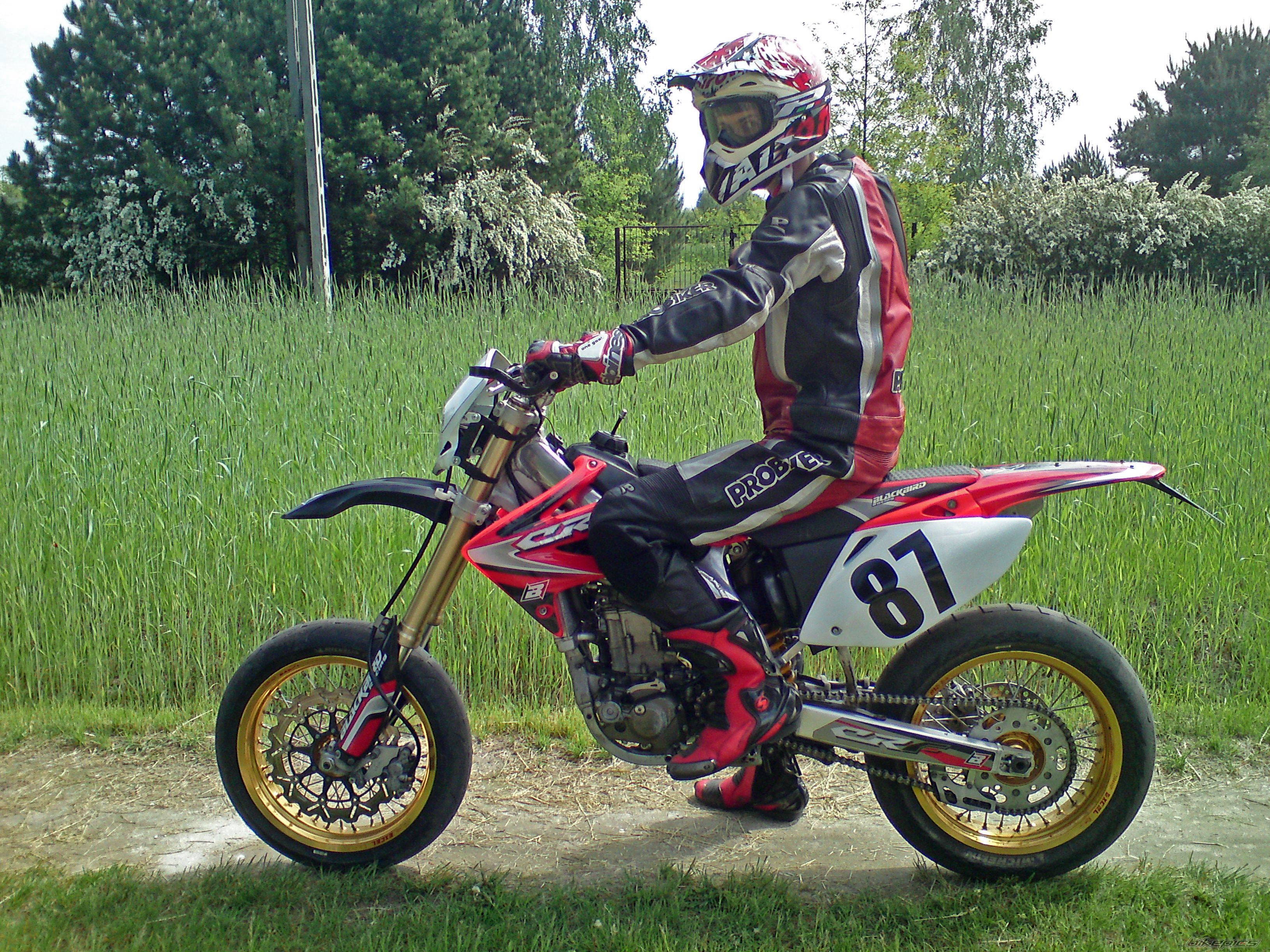 Photo 2403213