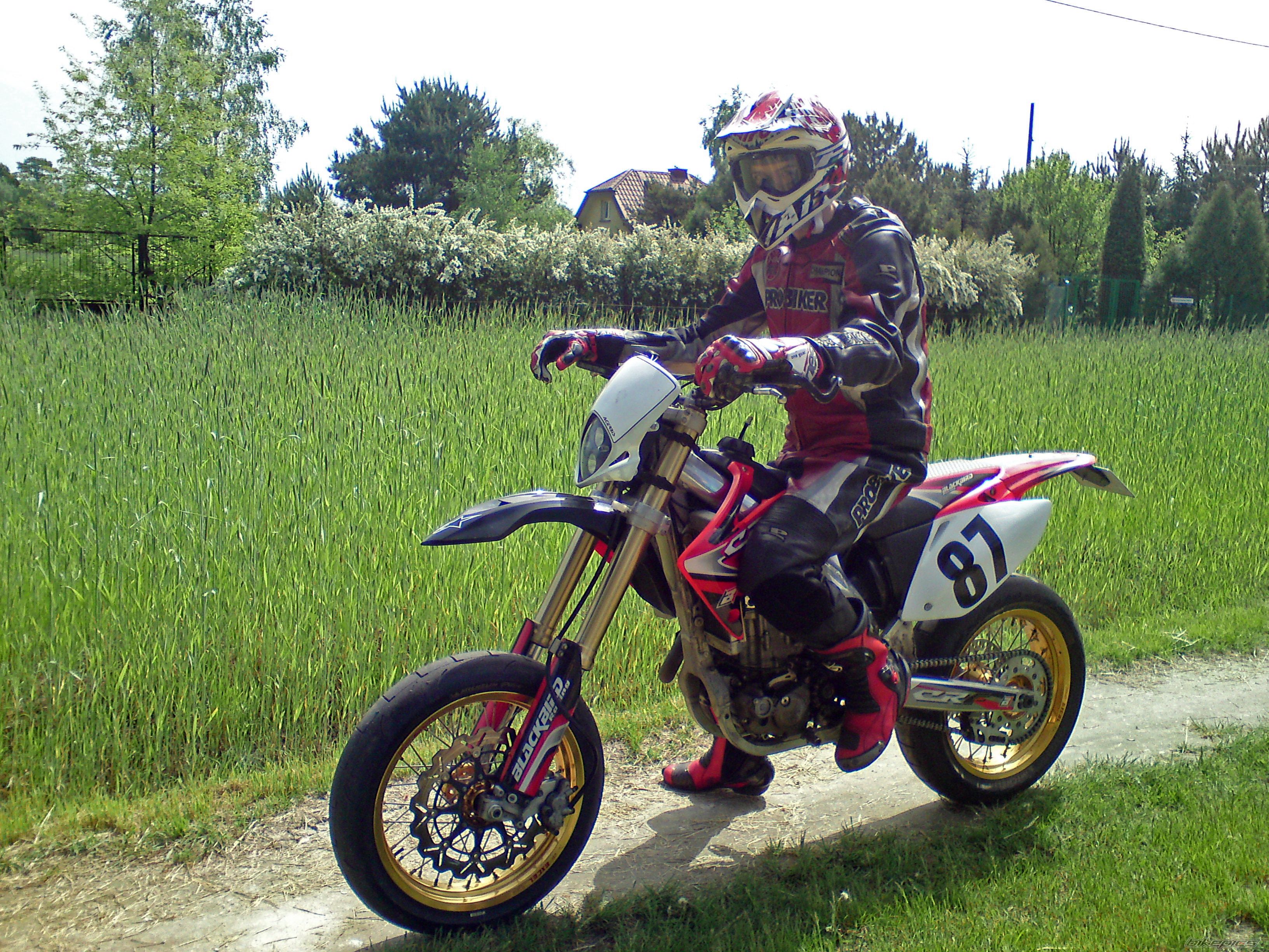 Photo 2403214
