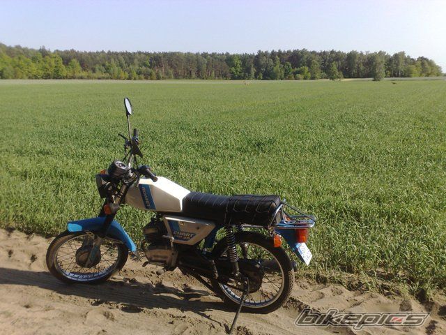 Photo 2403253