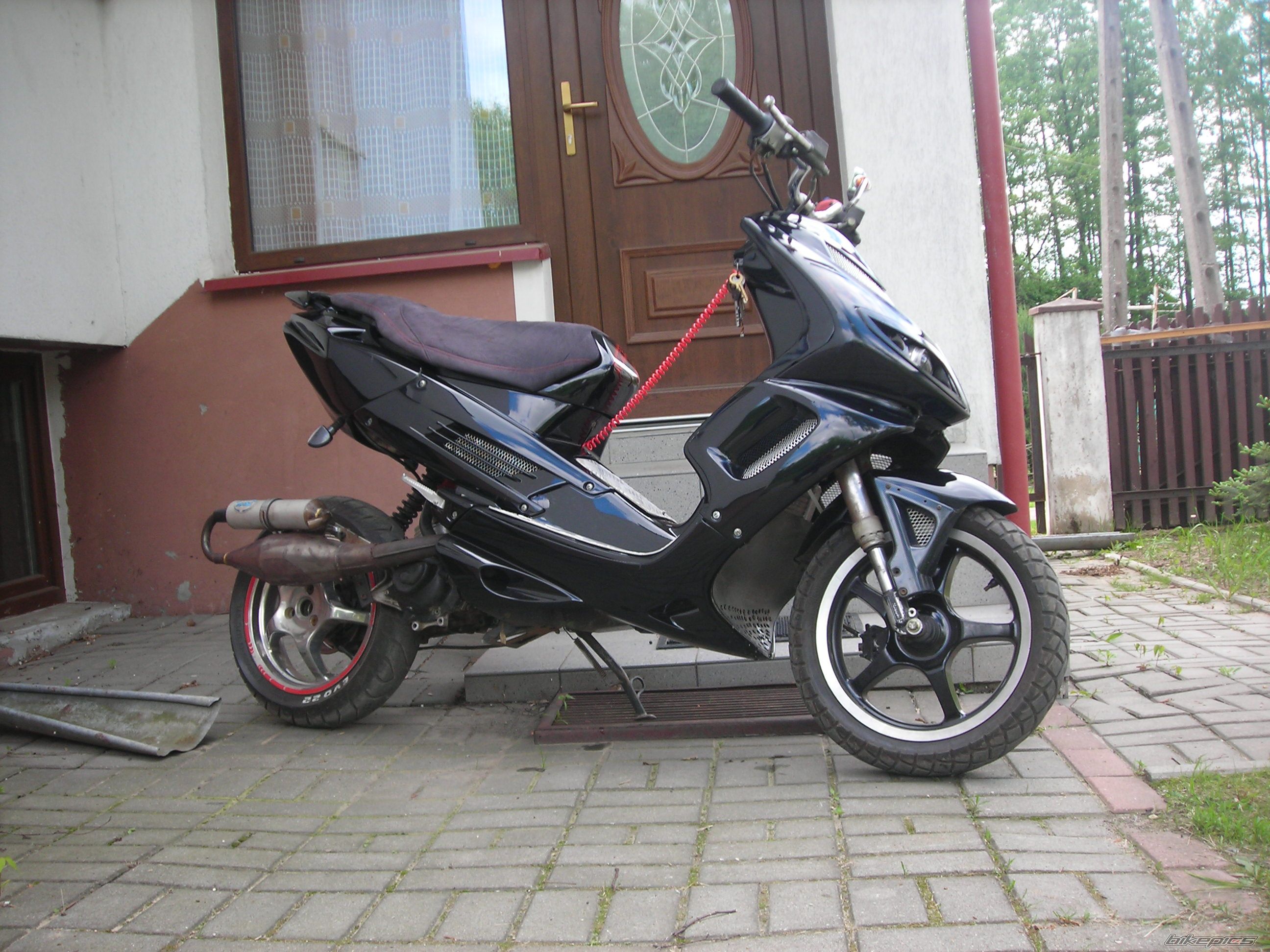 Photo 2403320