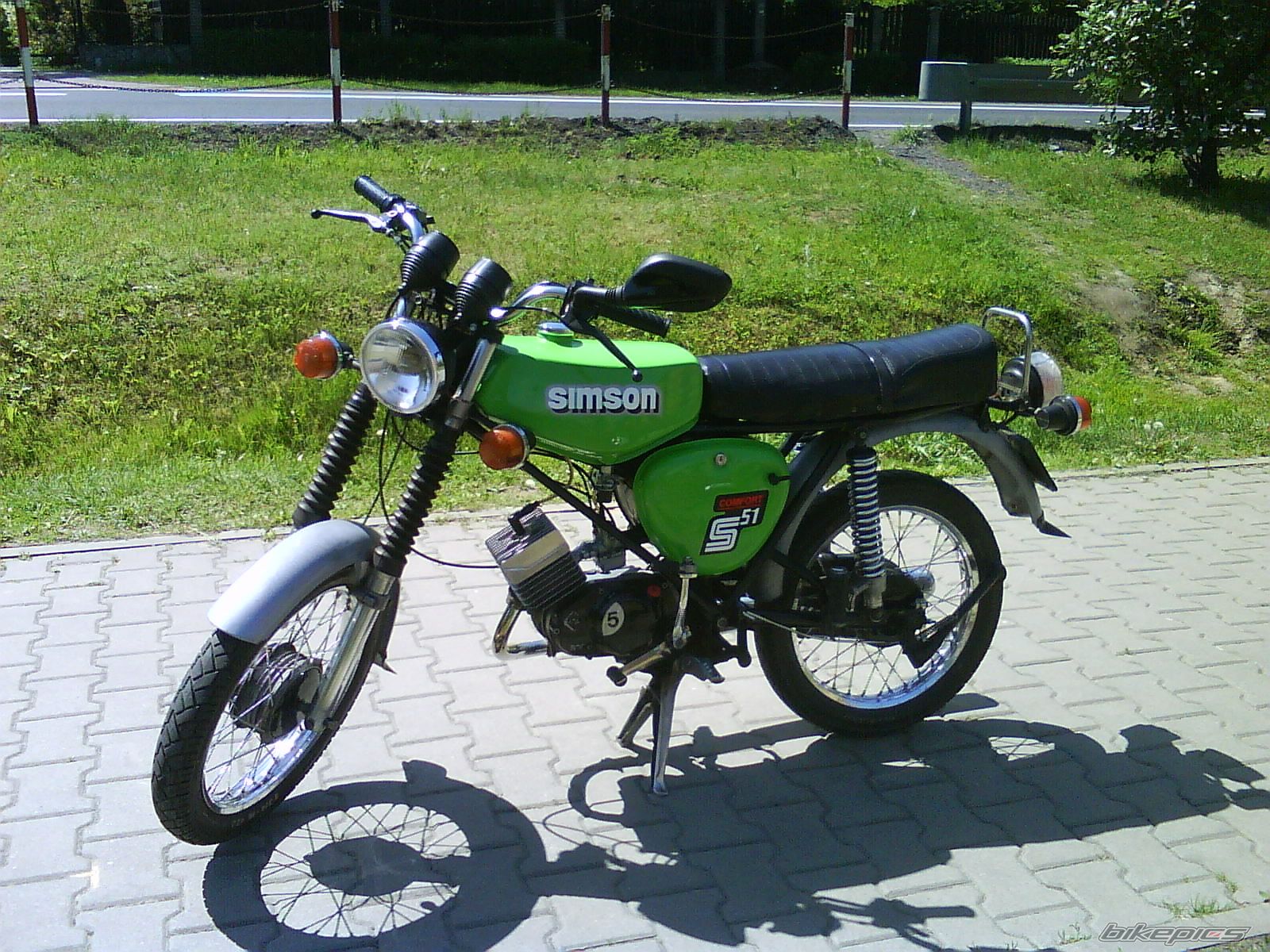 Photo 2403363