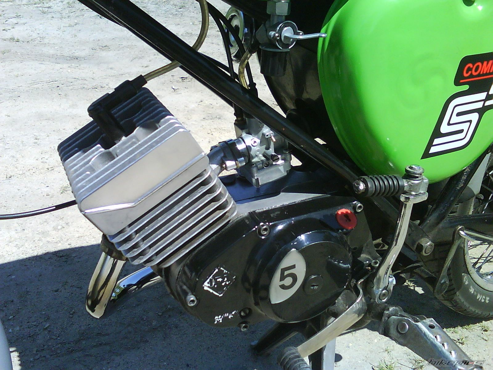 Photo 2403370