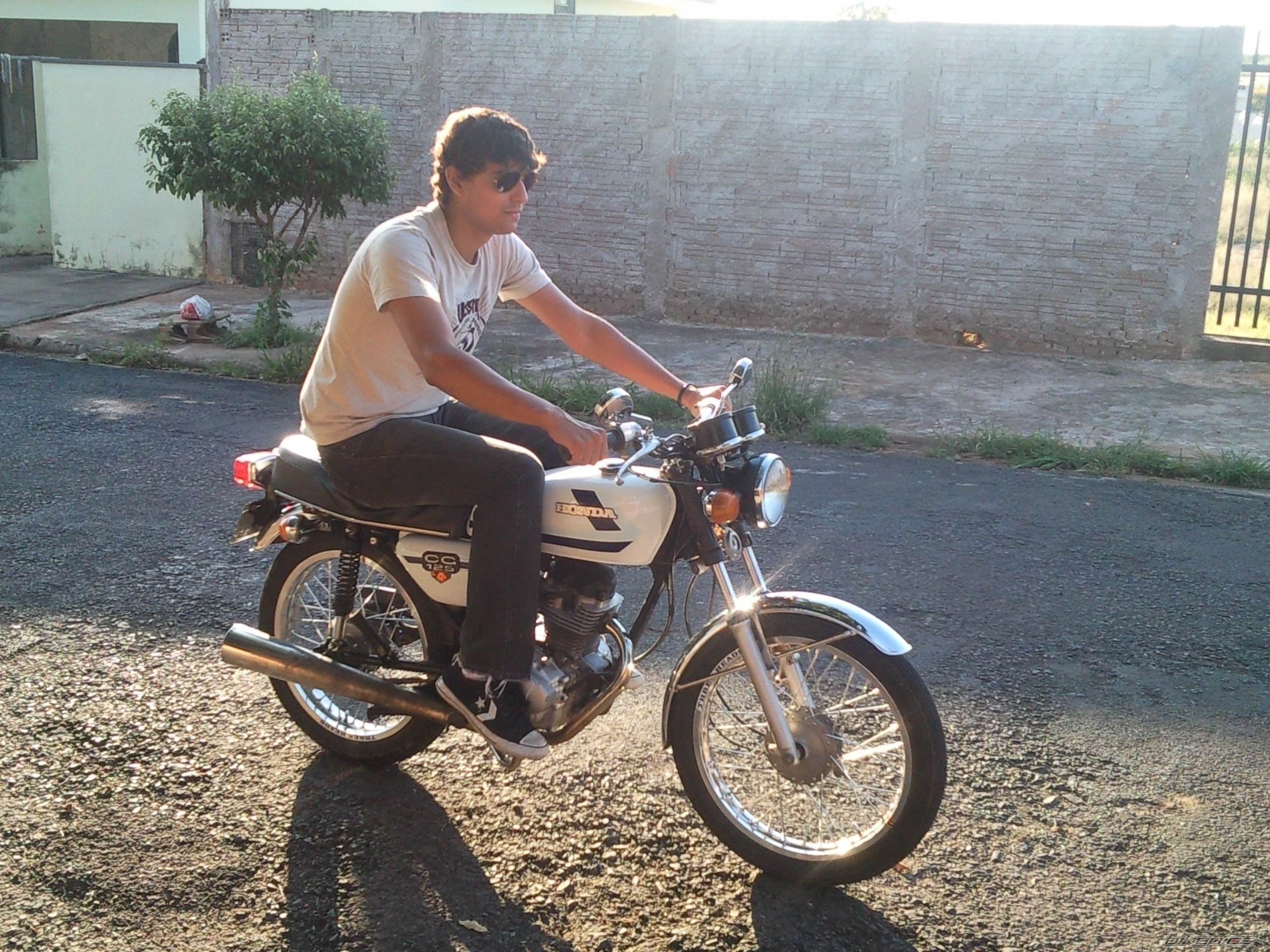 Photo 2403447