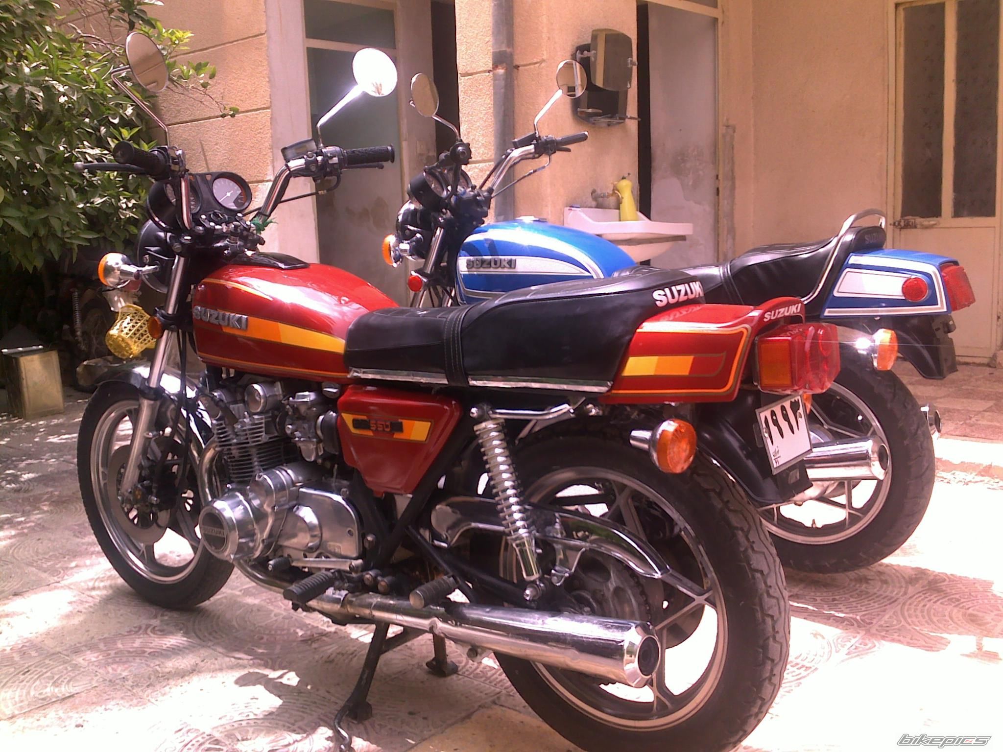 Photo 2403480