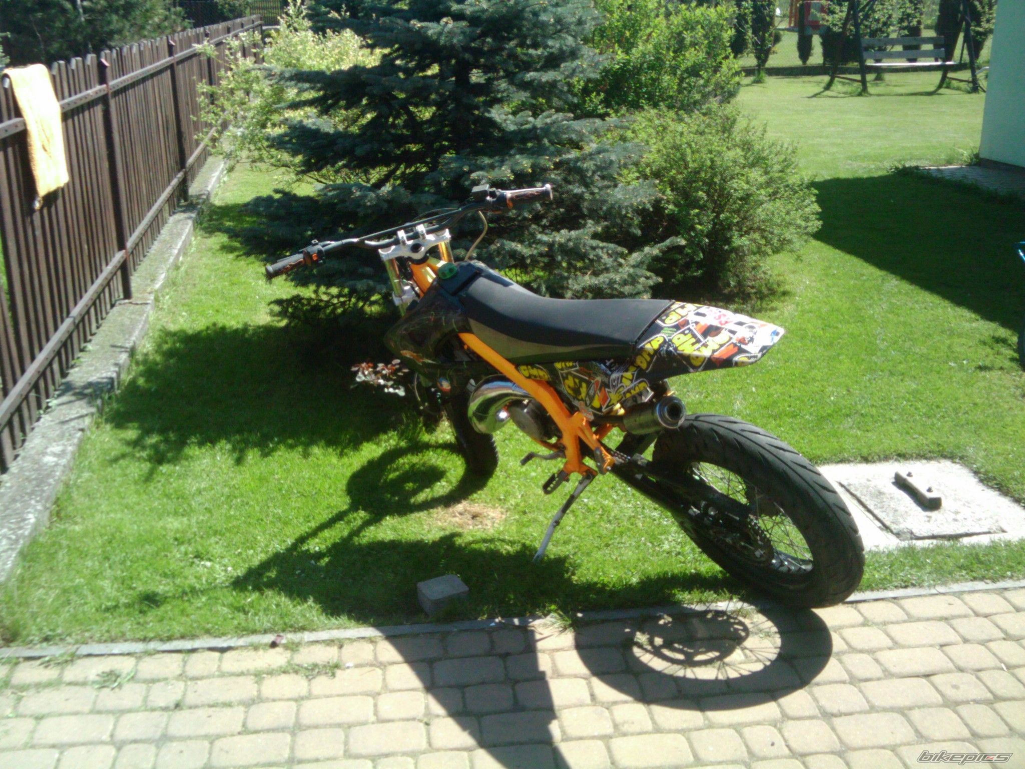 Photo 2403668