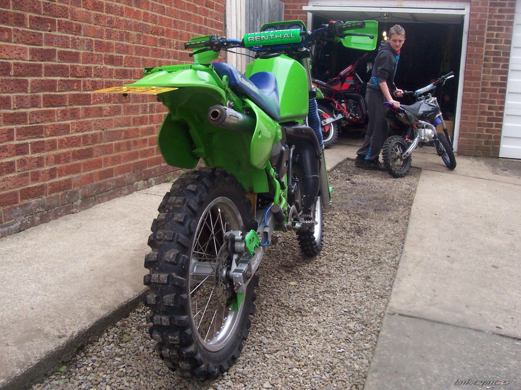Photo 2403715