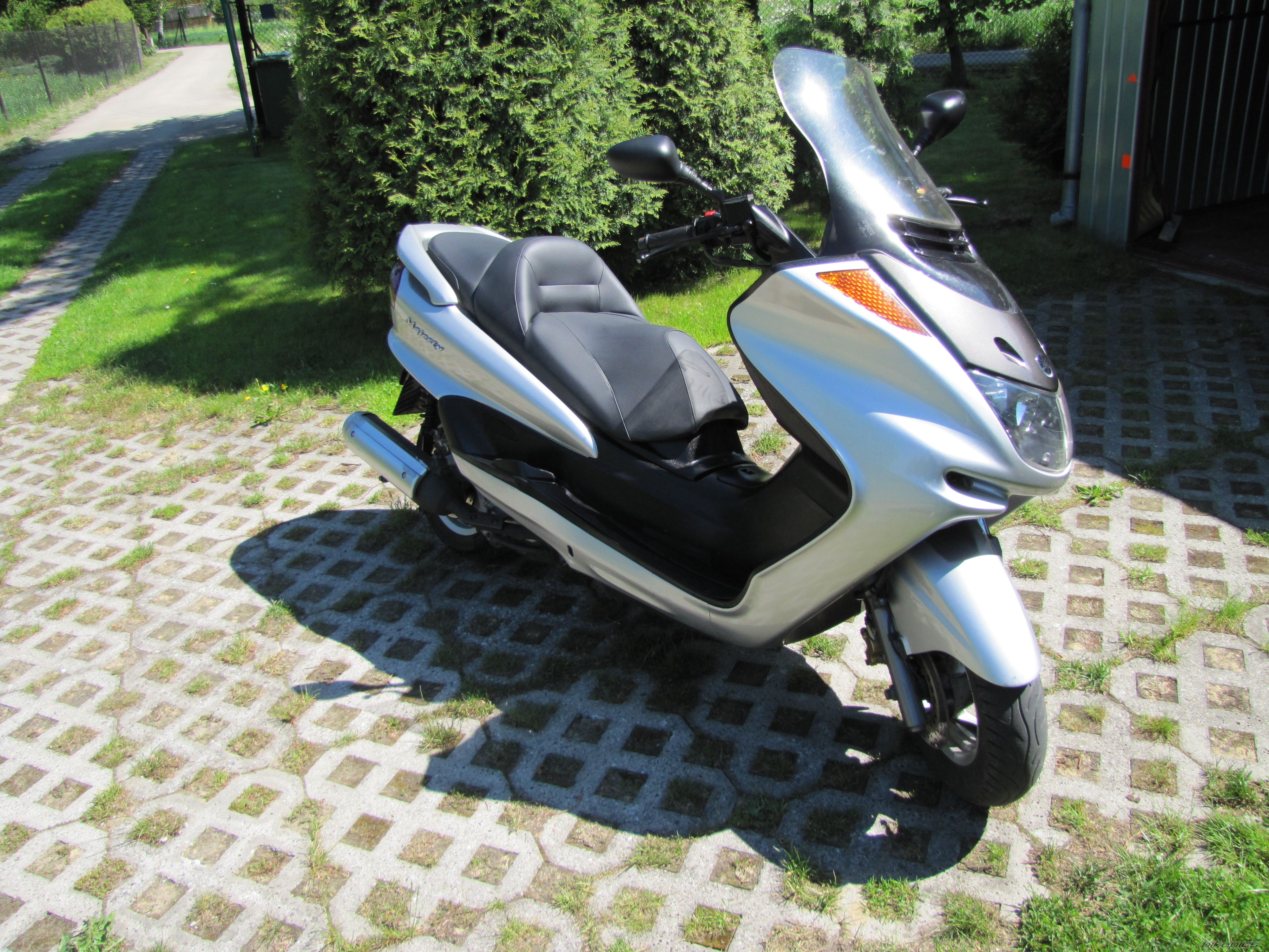 Photo 2403821