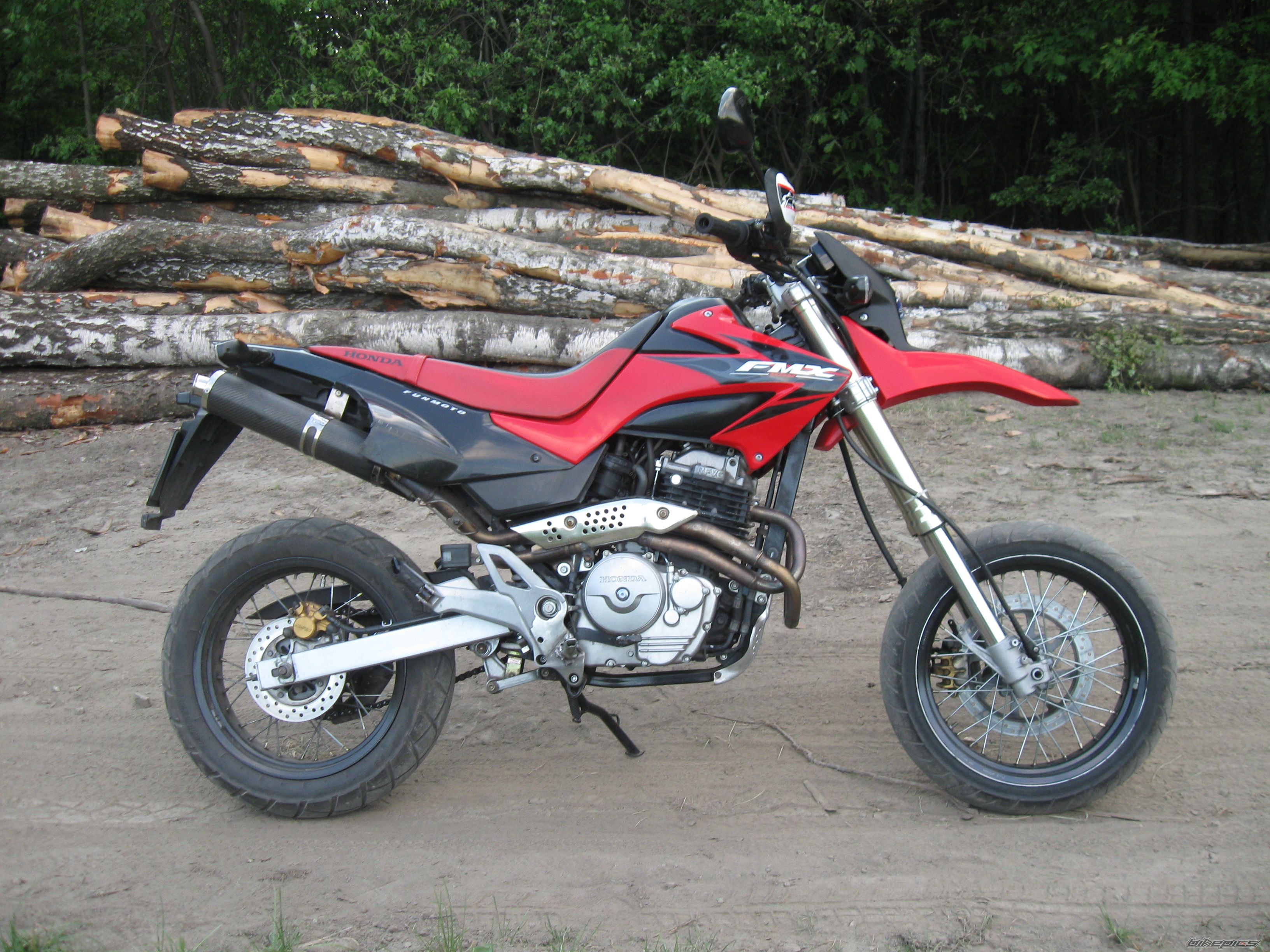 Photo 2403837