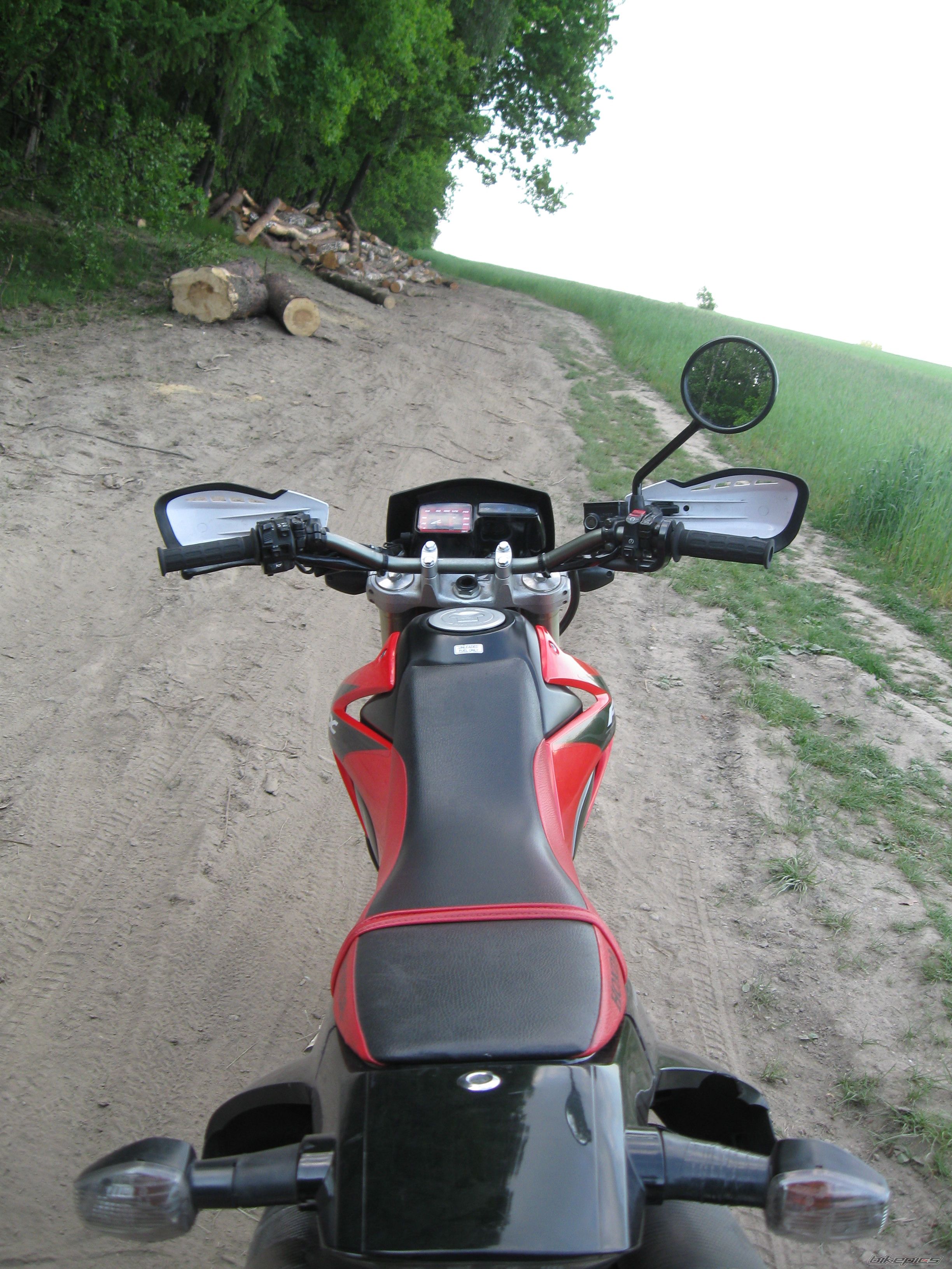 Photo 2403838