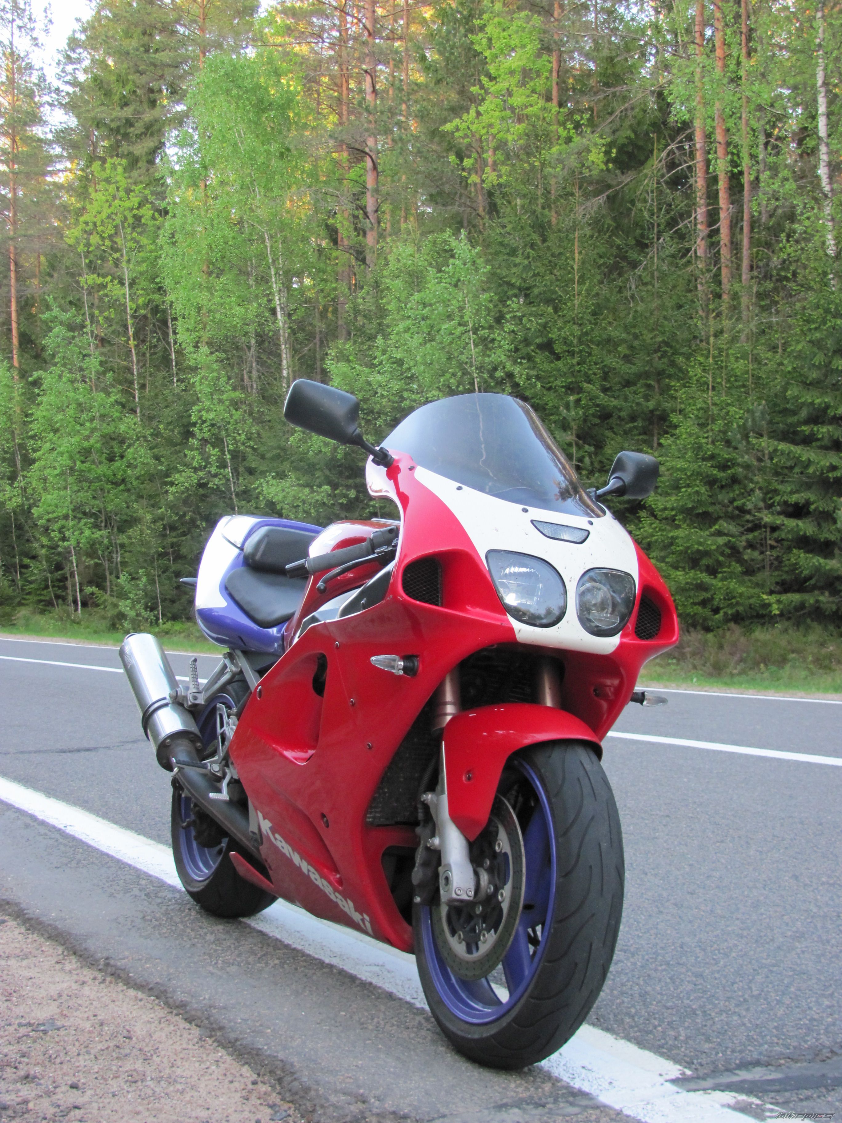 Photo 2403852