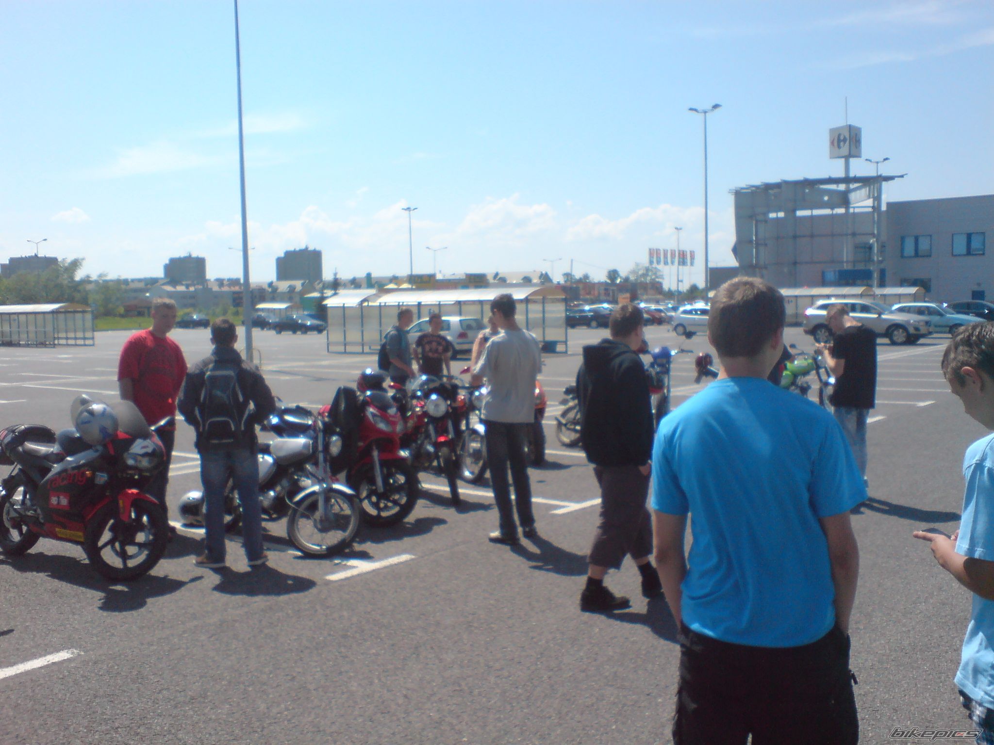 Photo 2403856