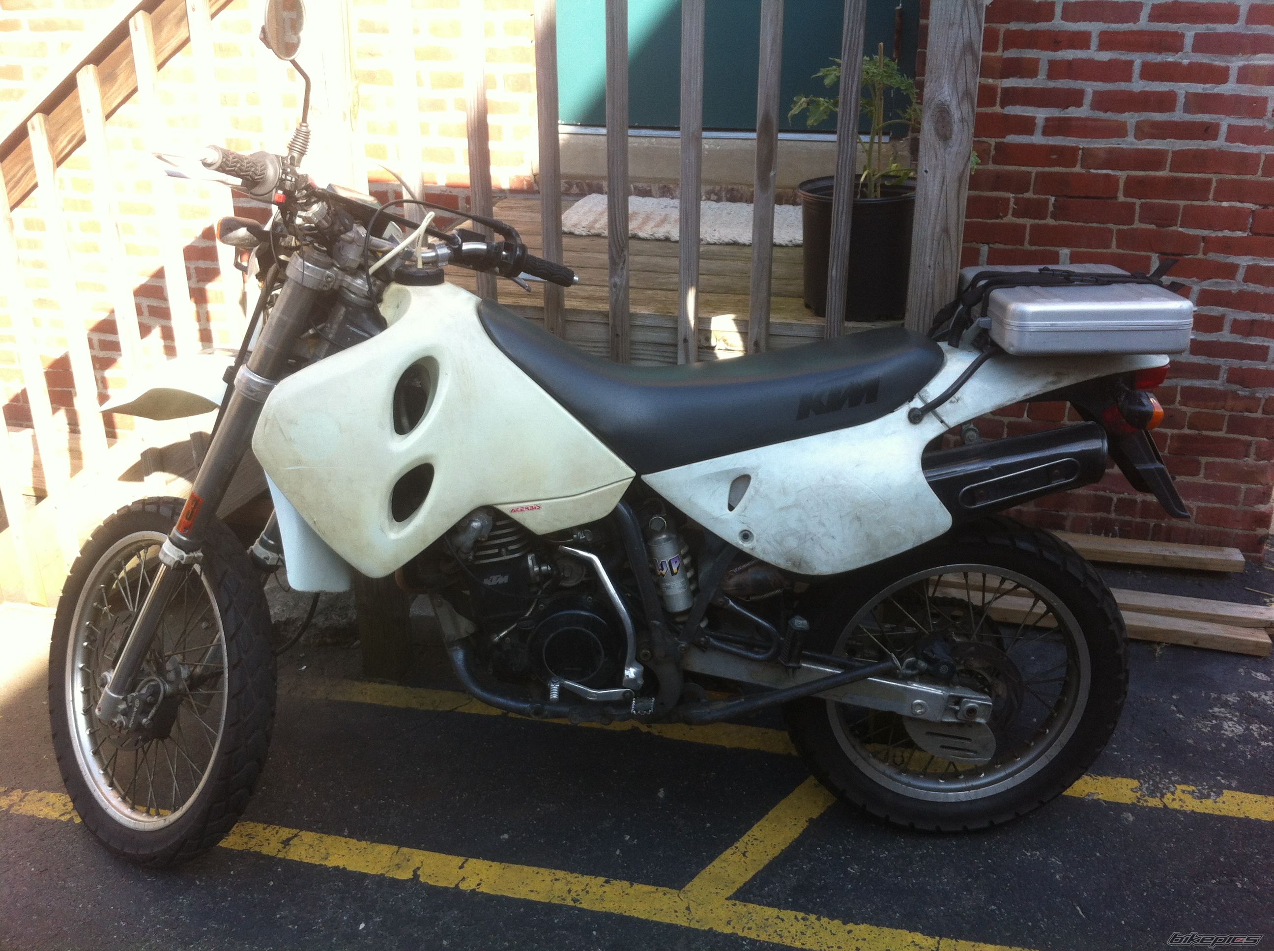 Photo 2403888