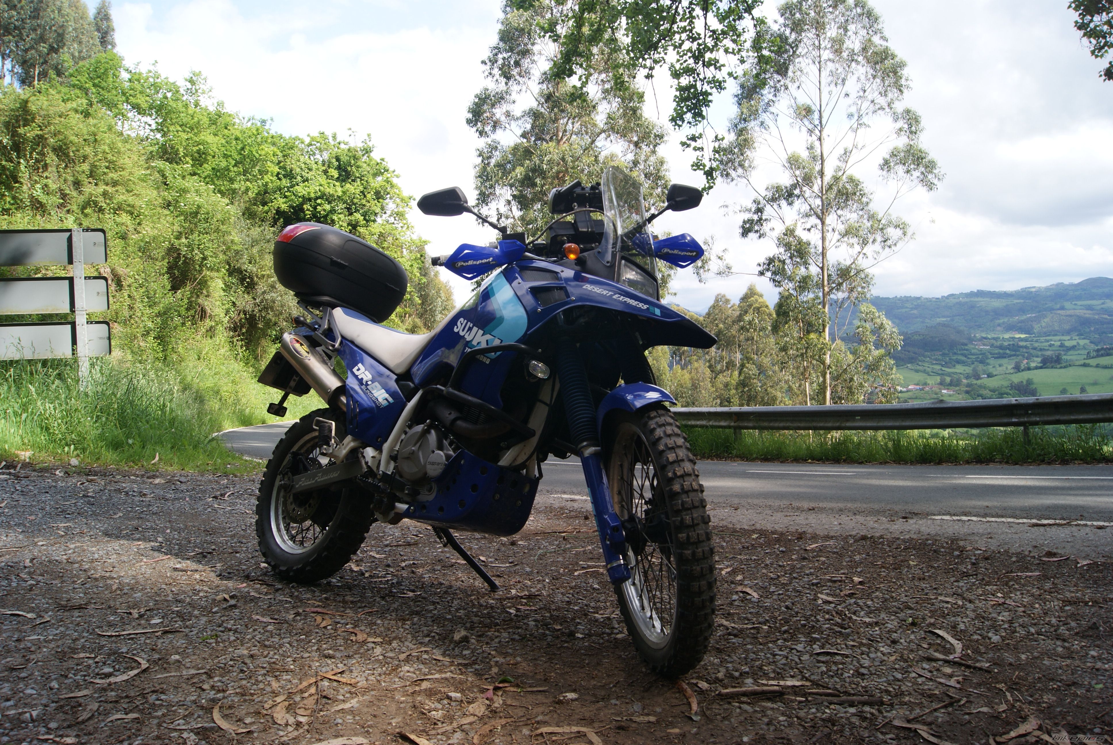Photo 2403923