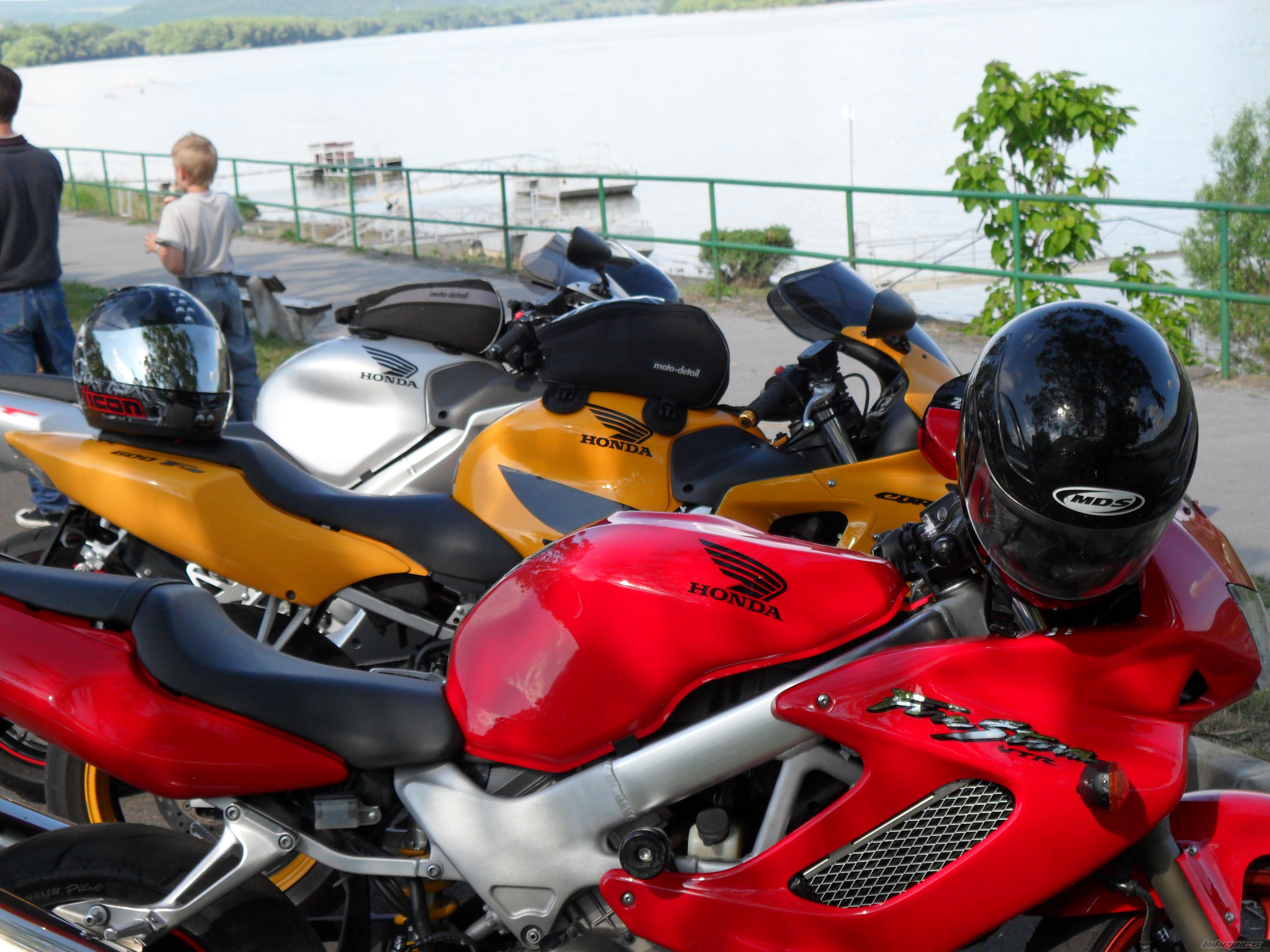 Bike Photo 2403945