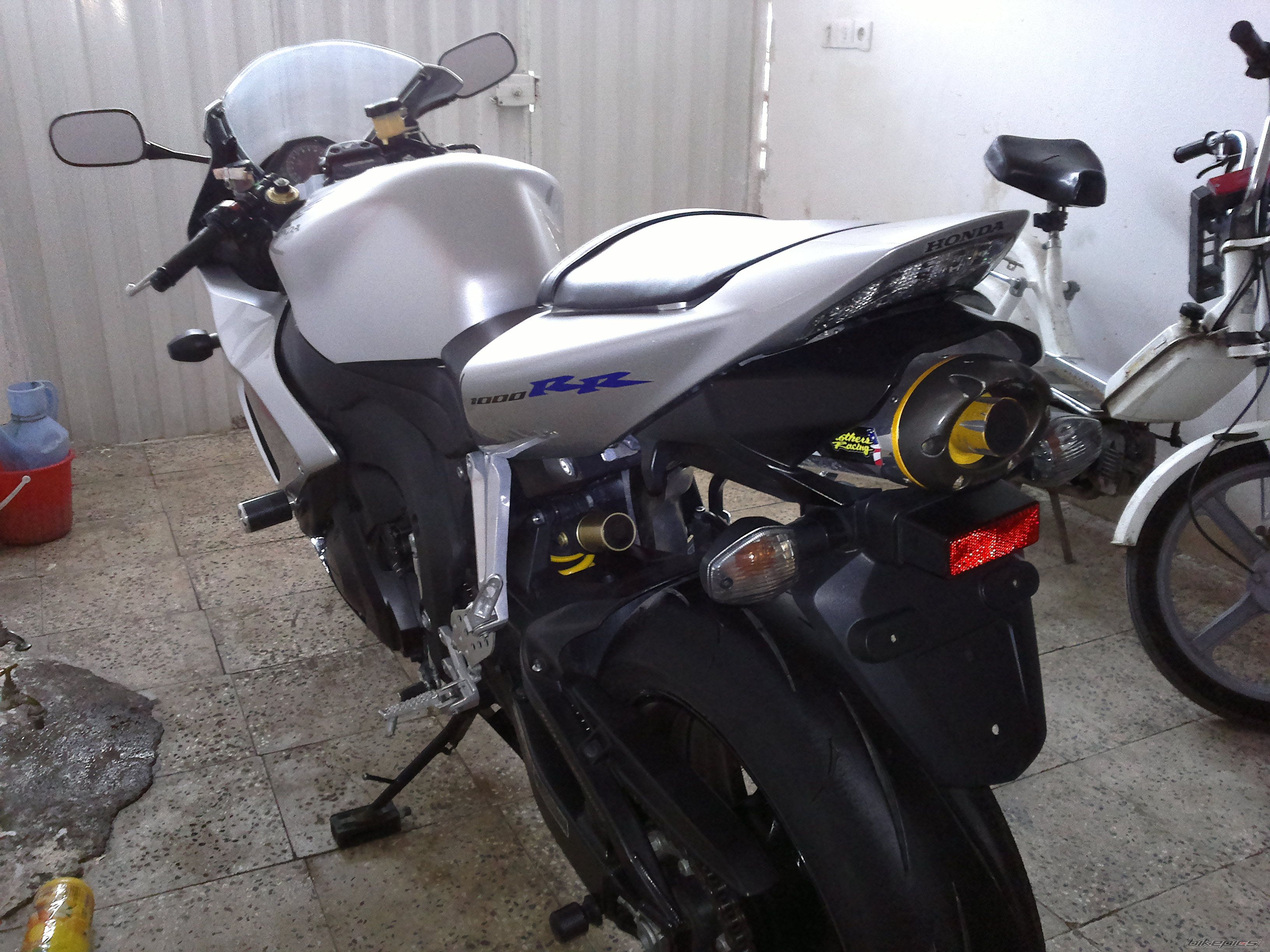 Photo 2403950