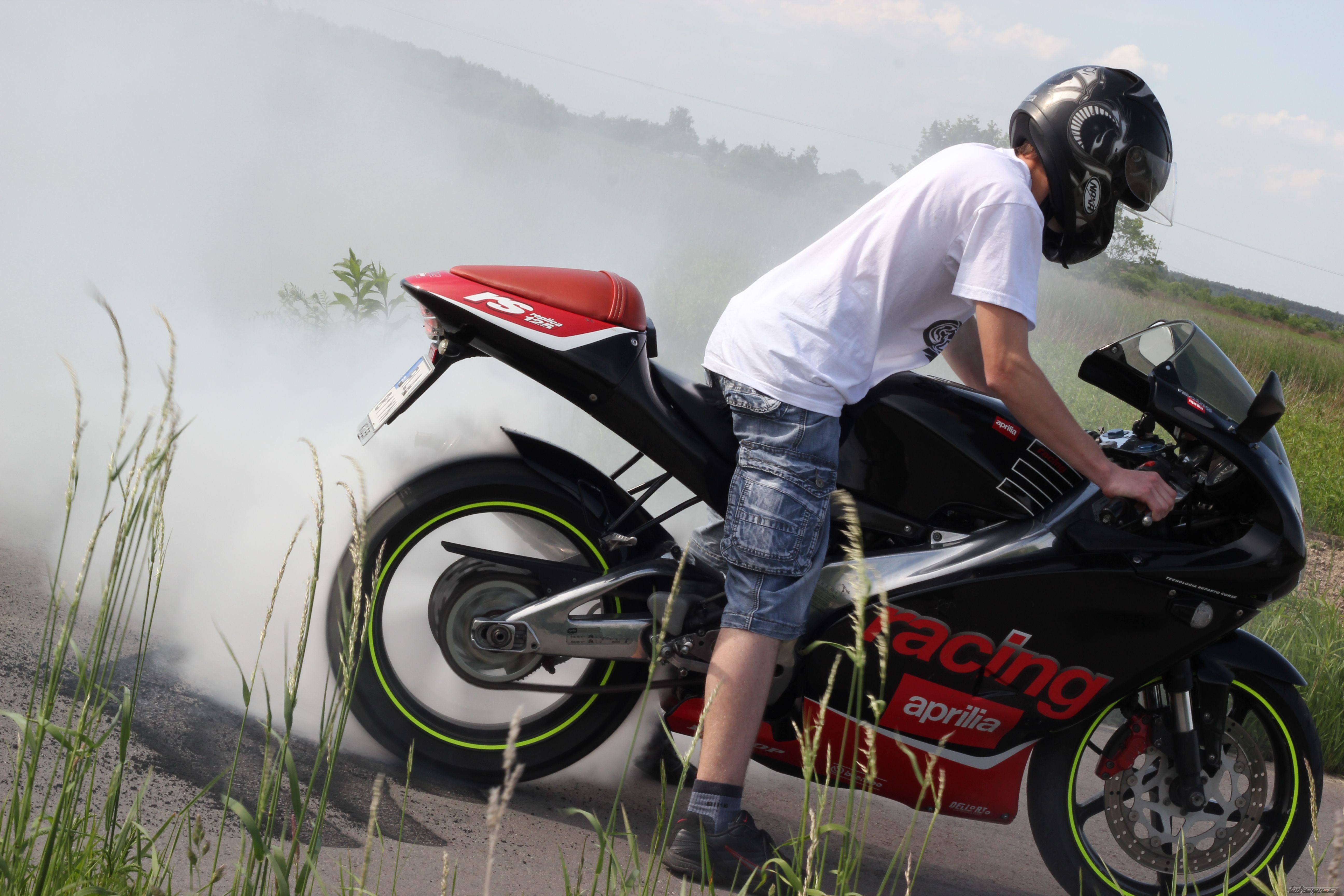 Bike Photo 2404290