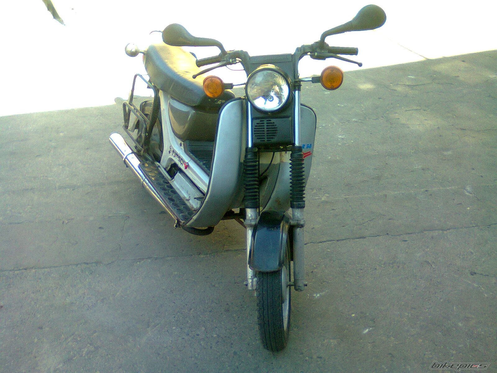 Photo 2404351