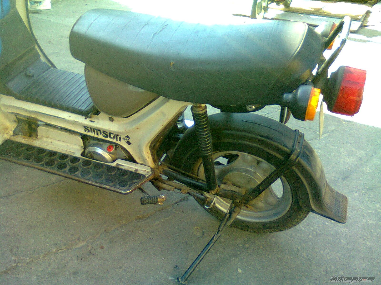 Photo 2404352
