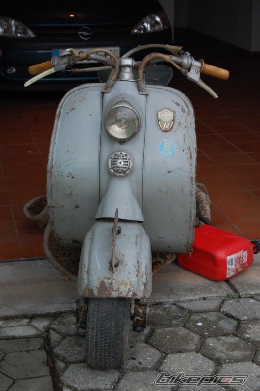 Photo 2404378