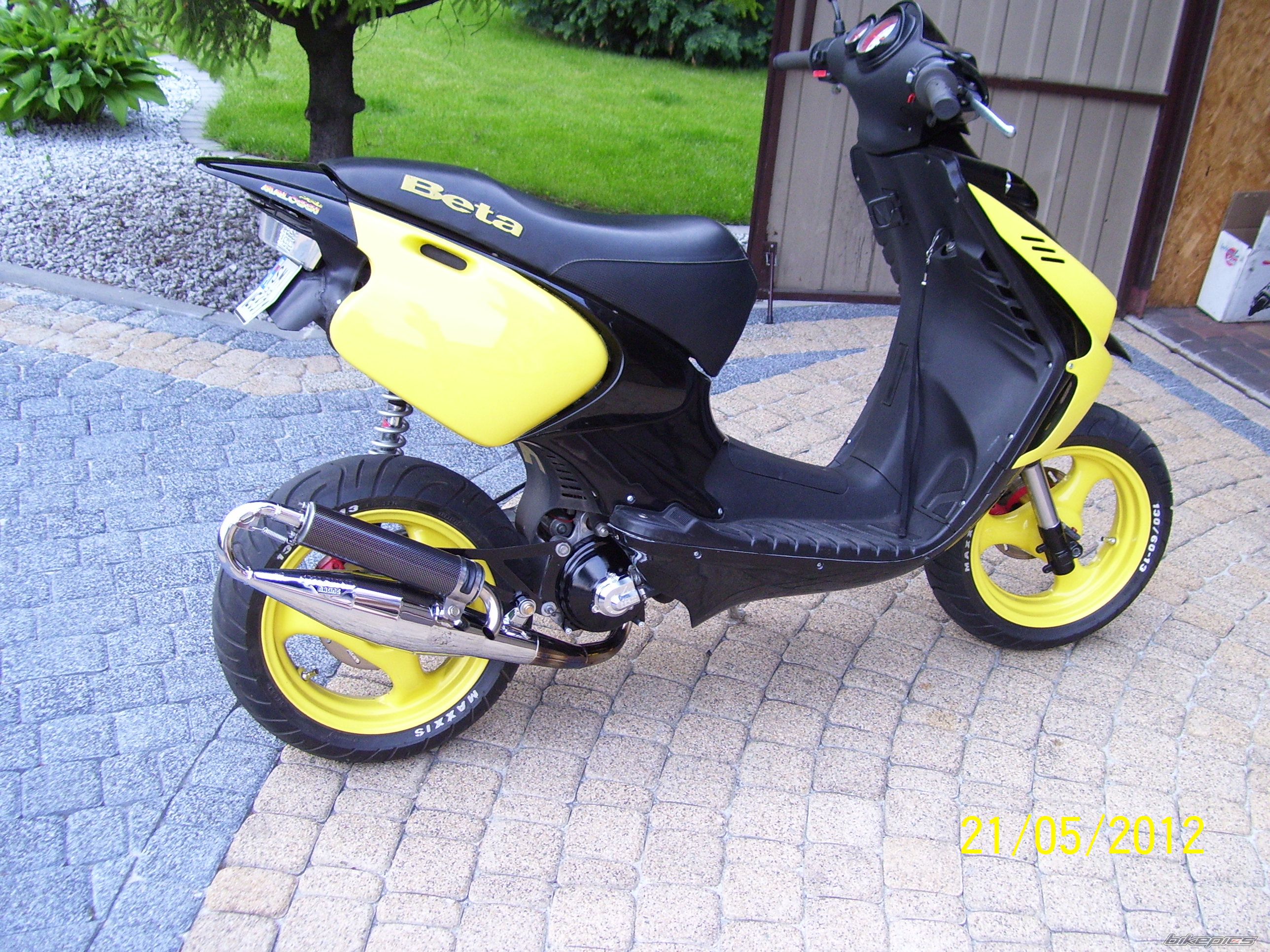 Photo 2404432