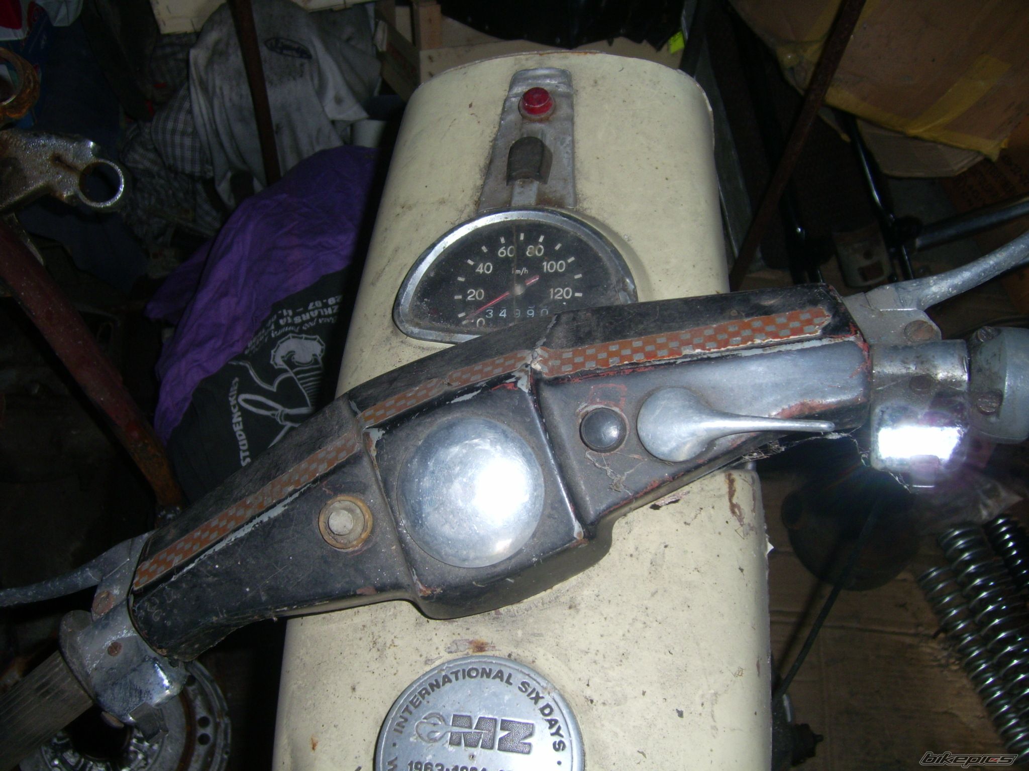 Photo 2404435
