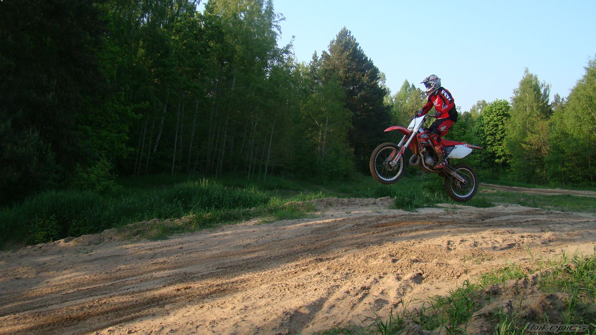 Photo 2404451