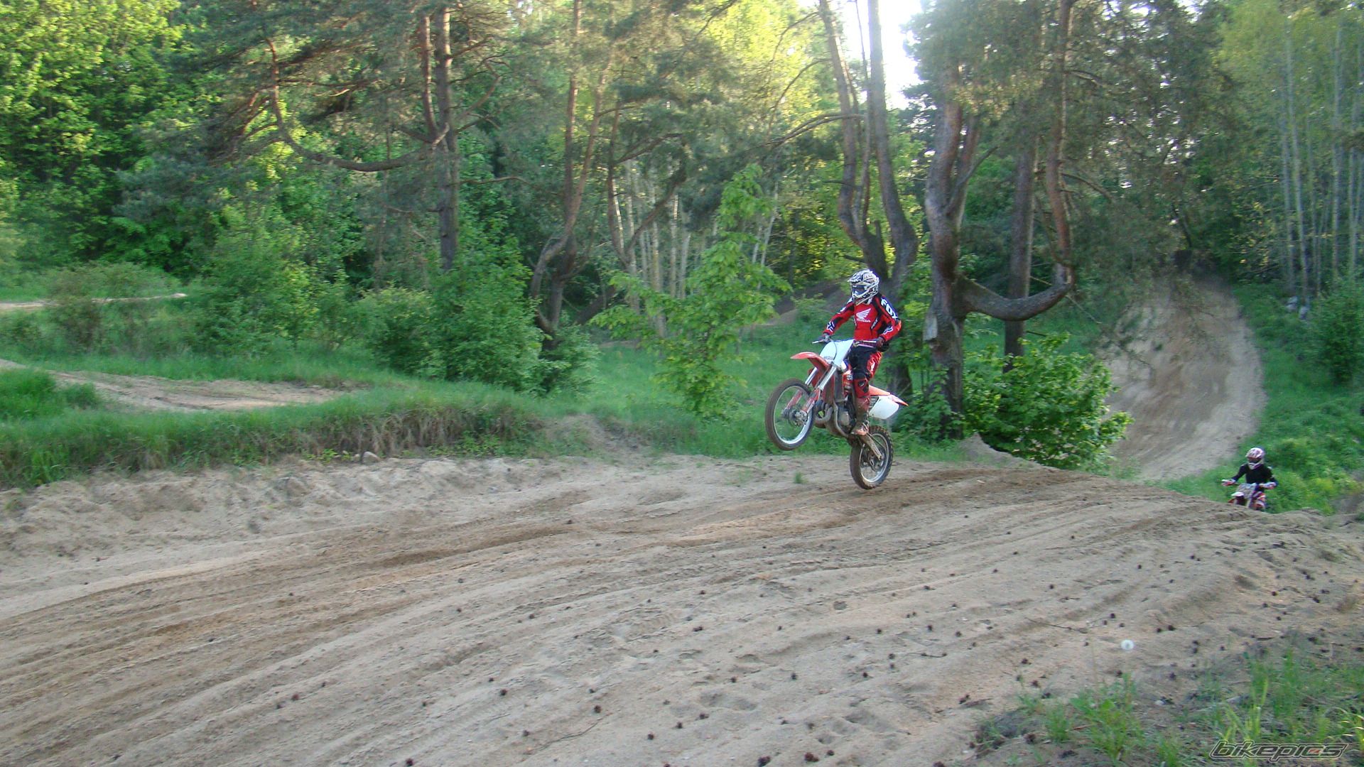 Photo 2404454