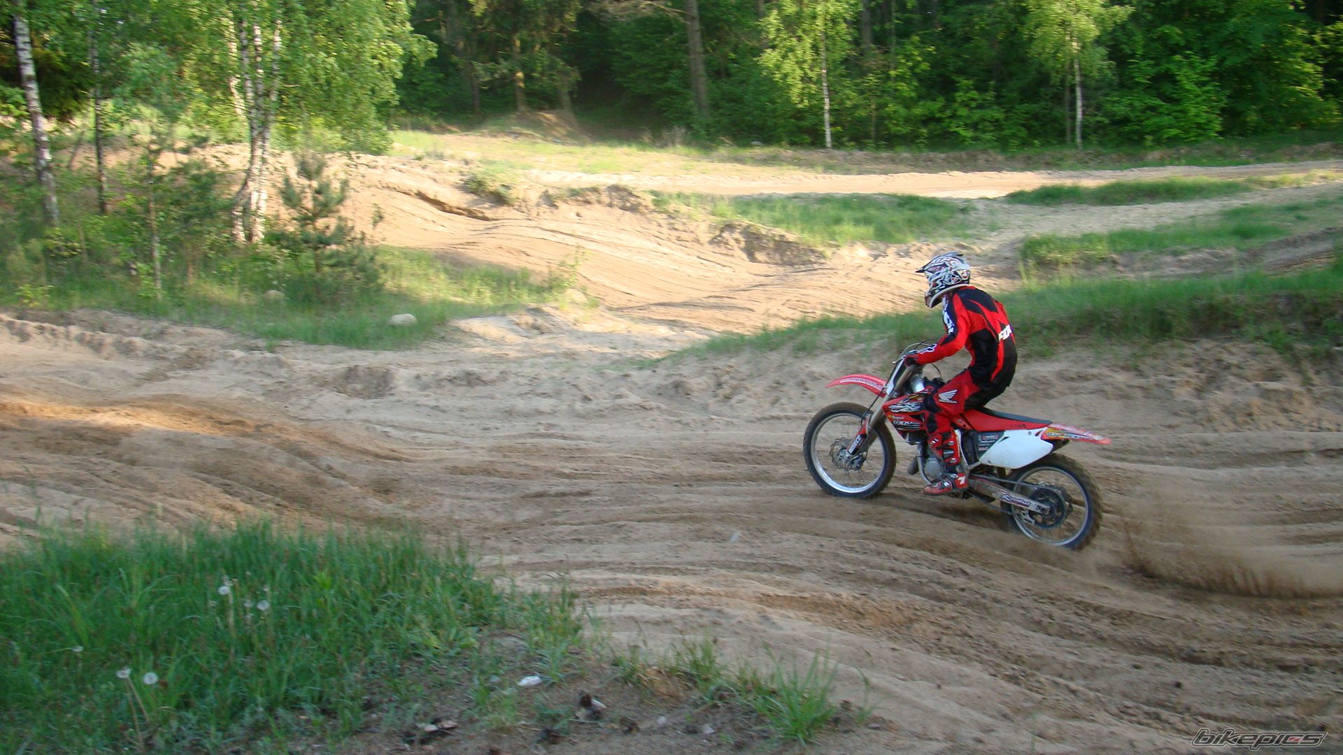Photo 2404460