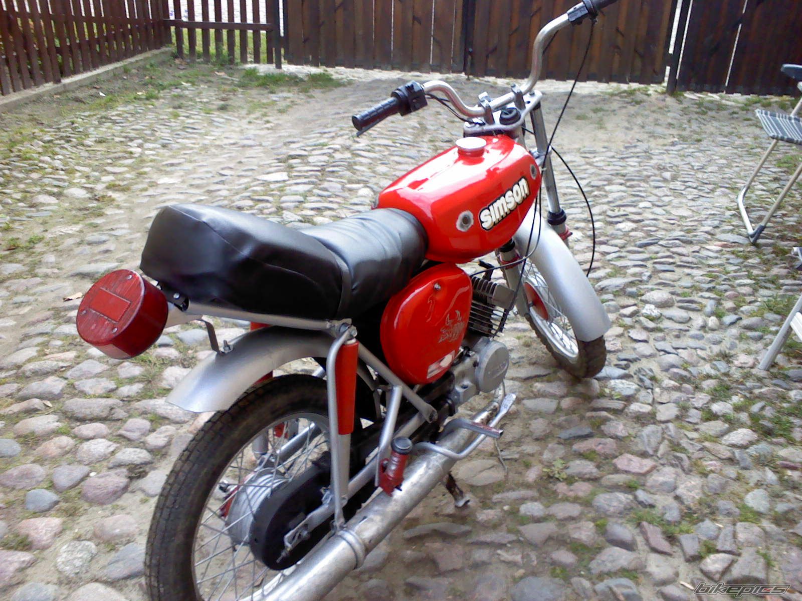 Photo 2404658