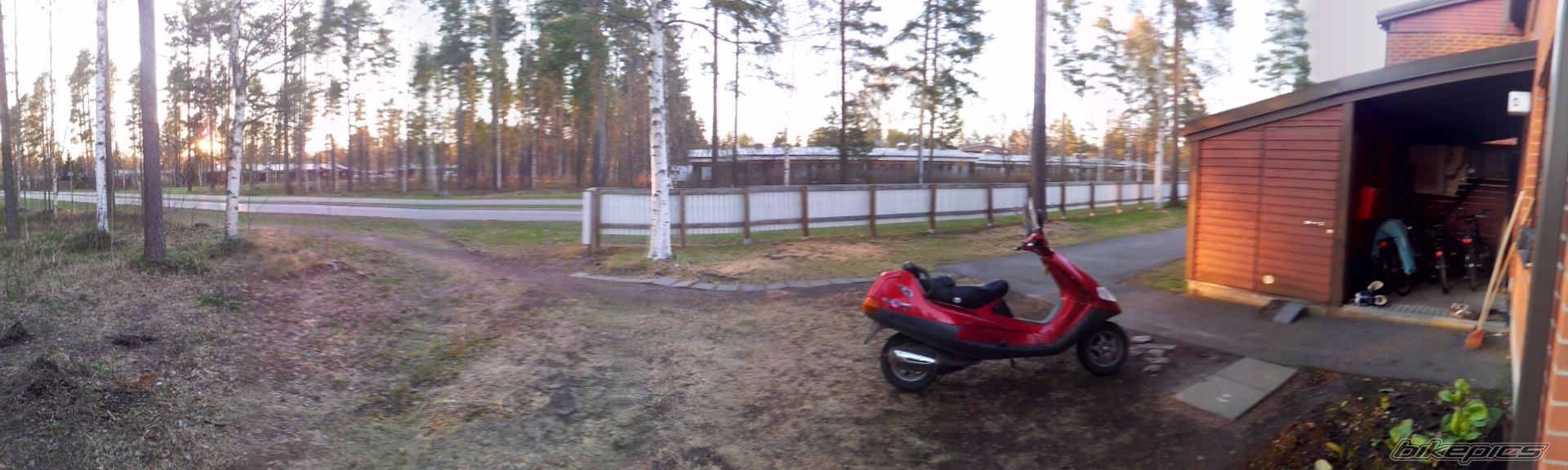Photo 2404853