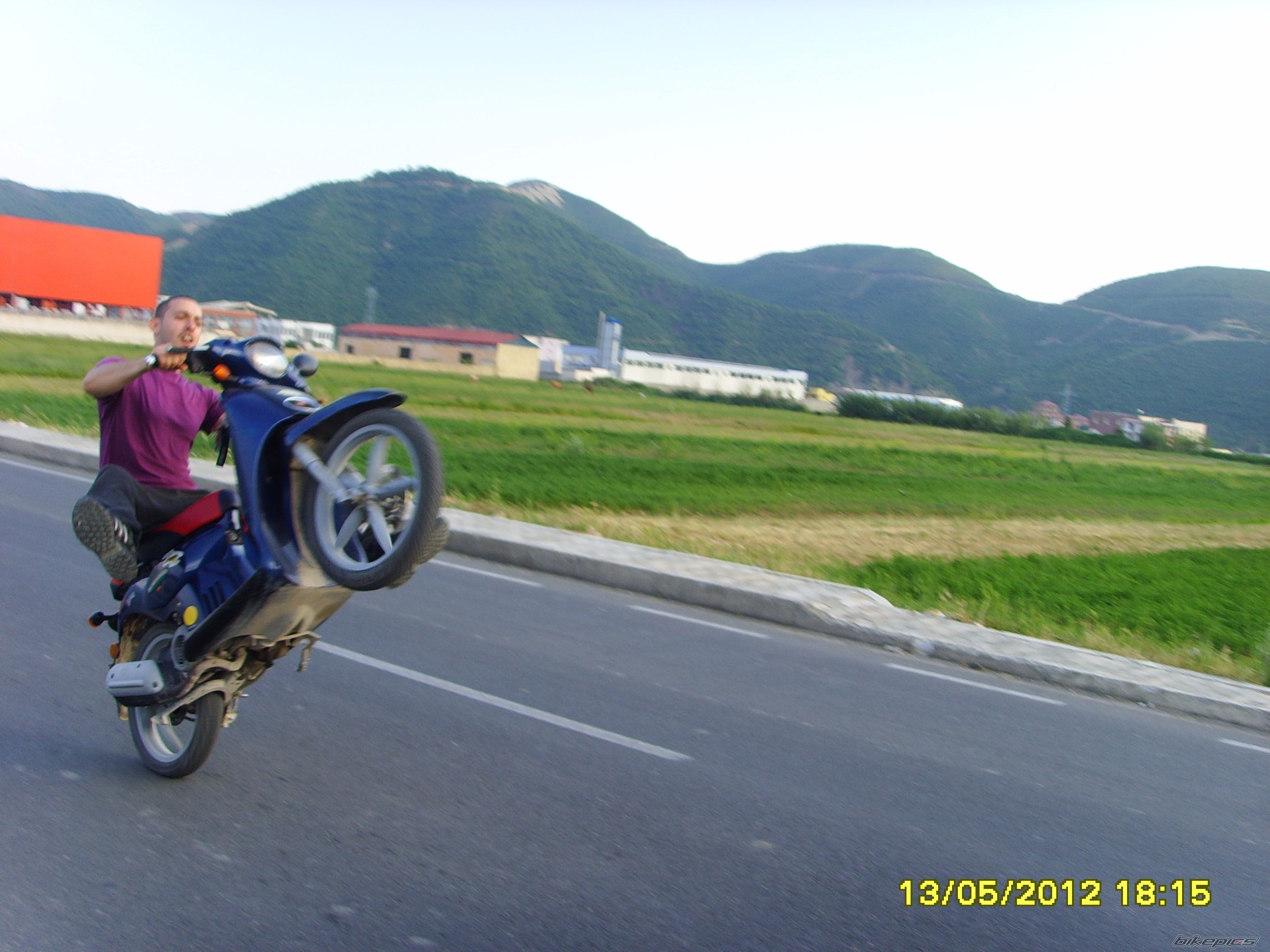 Photo 2404907
