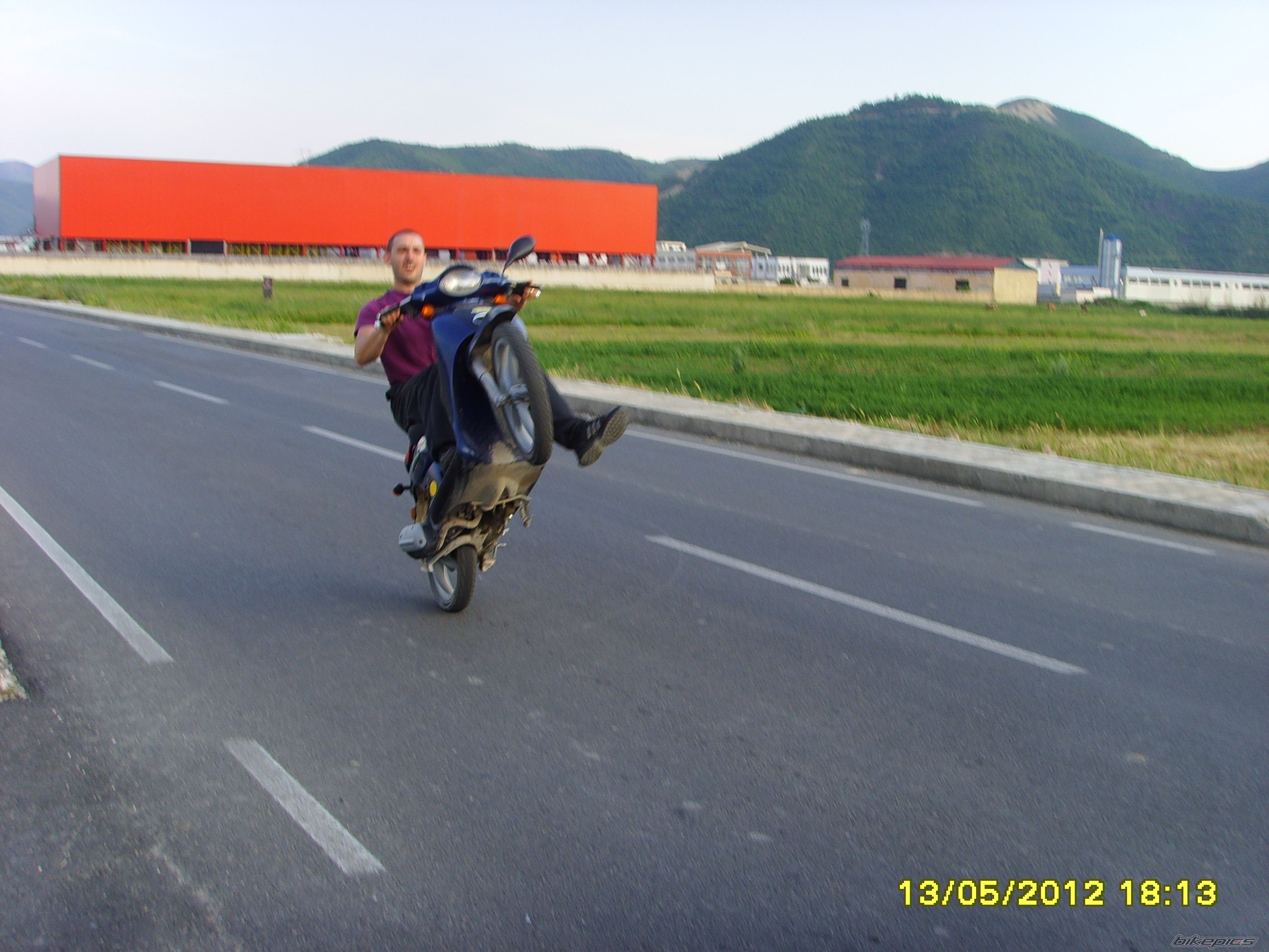 Photo 2404915