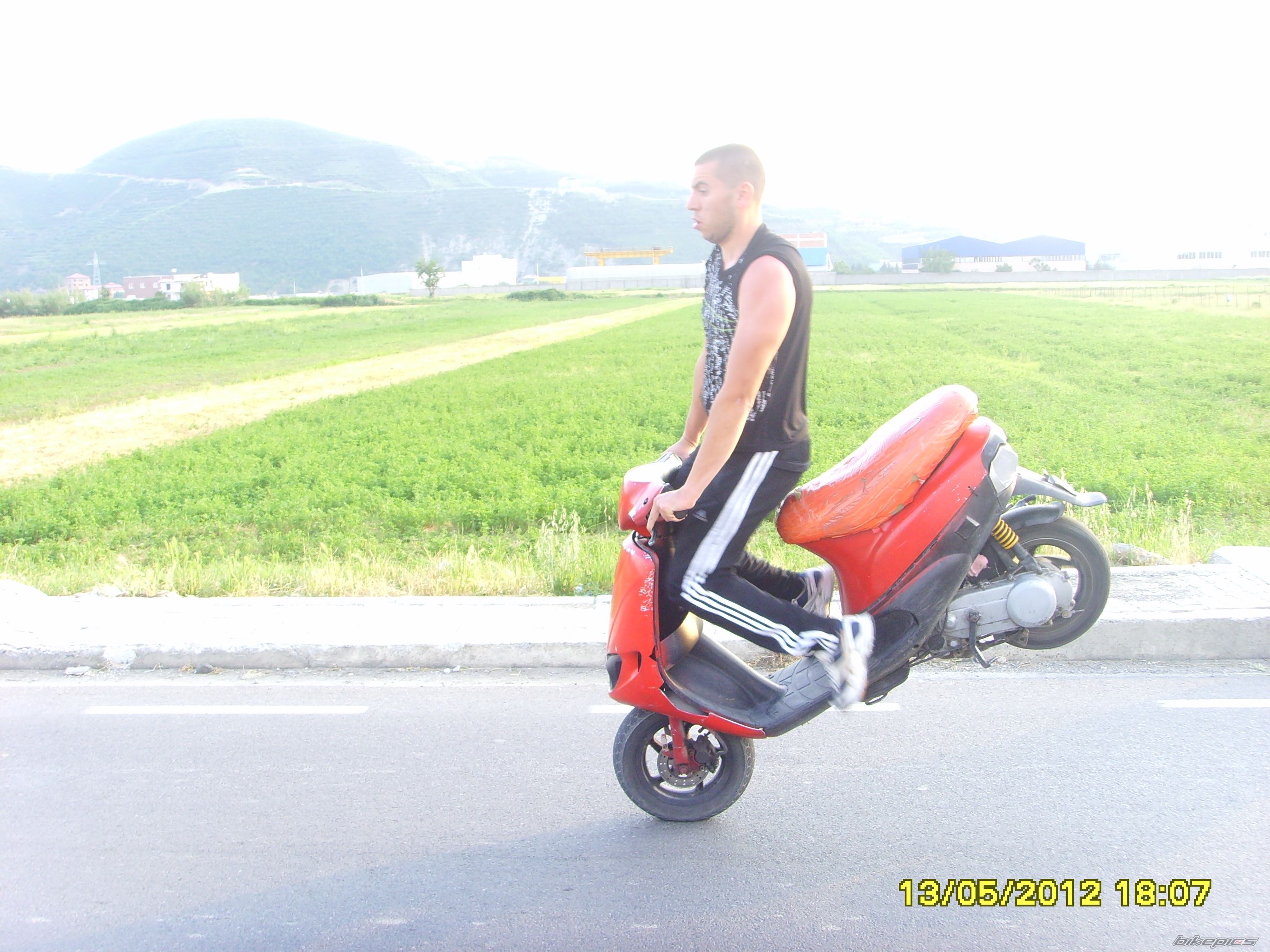 Photo 2404928