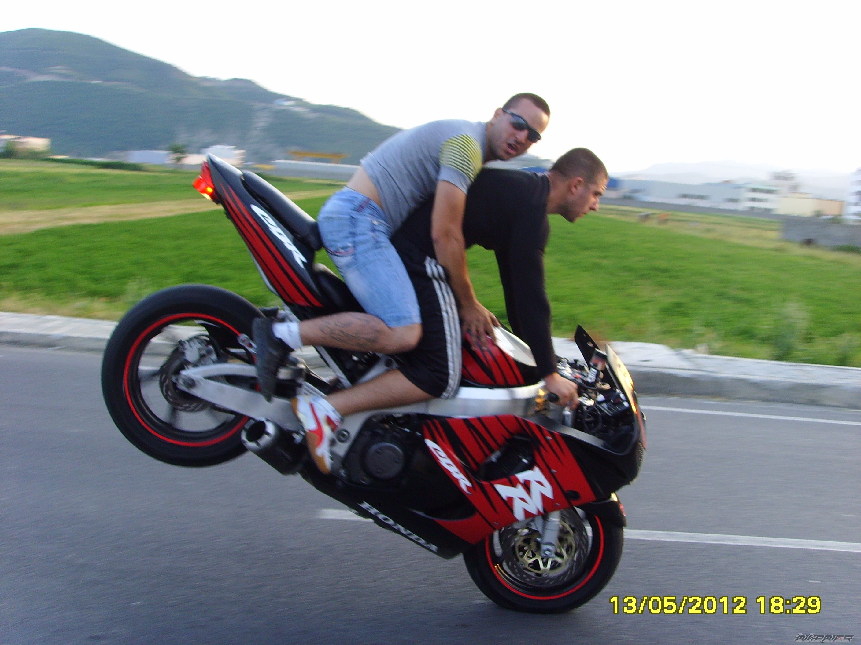 Photo 2404938