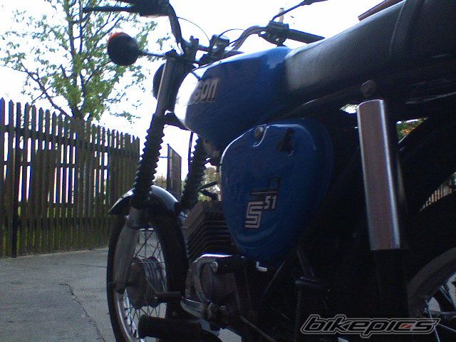 Photo 2404977