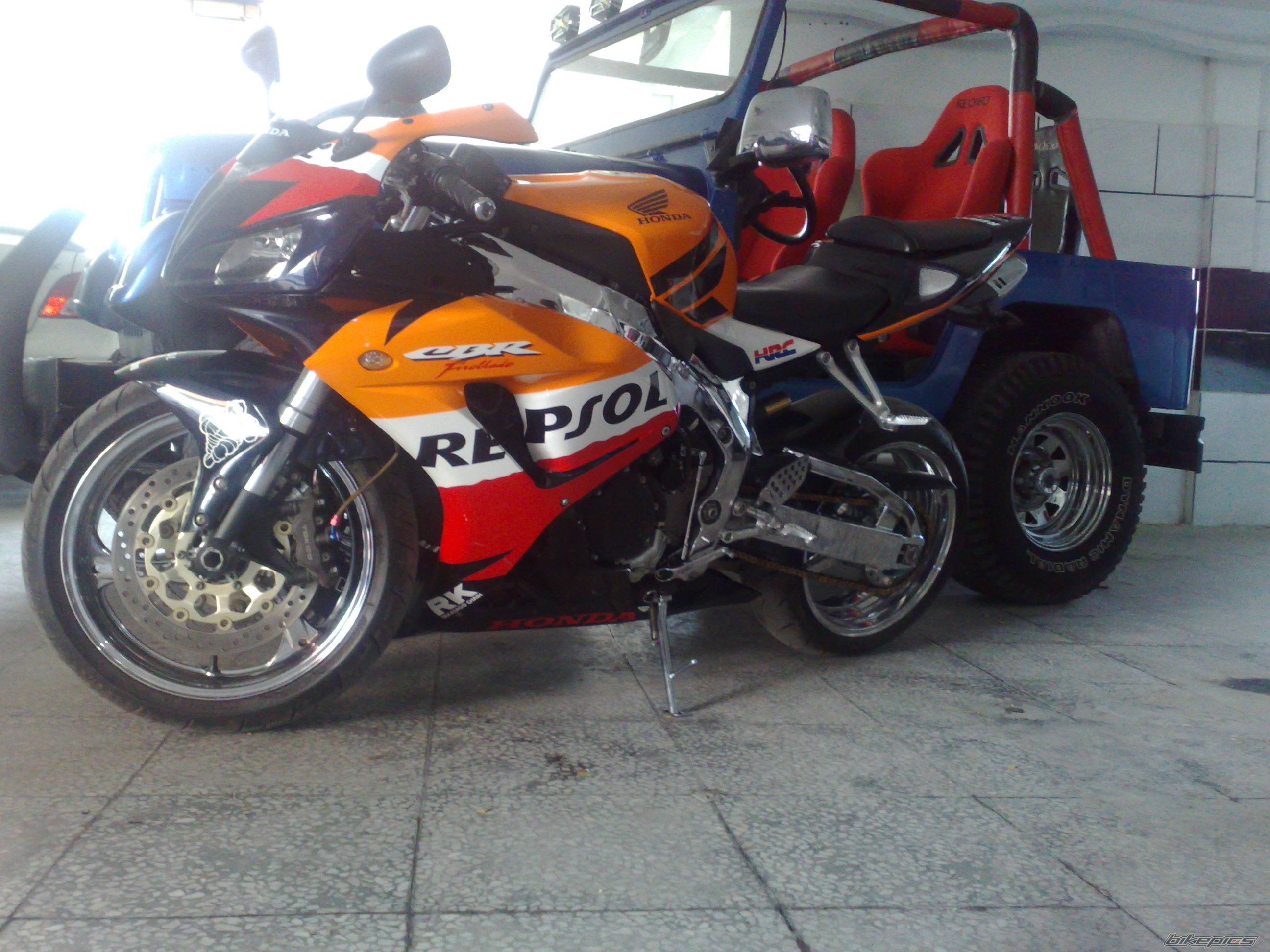 Photo 2405231