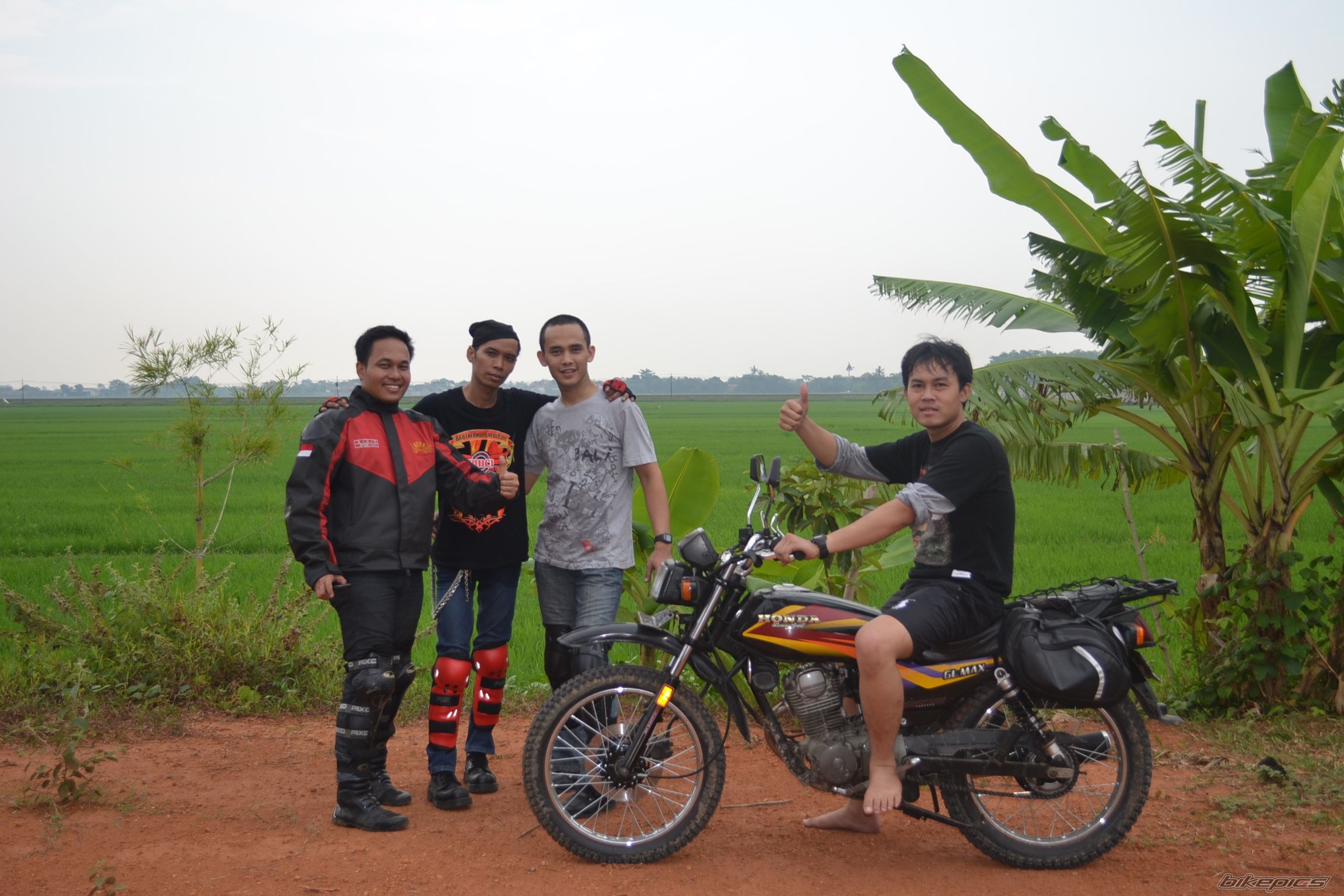 Bike Photo 2406378