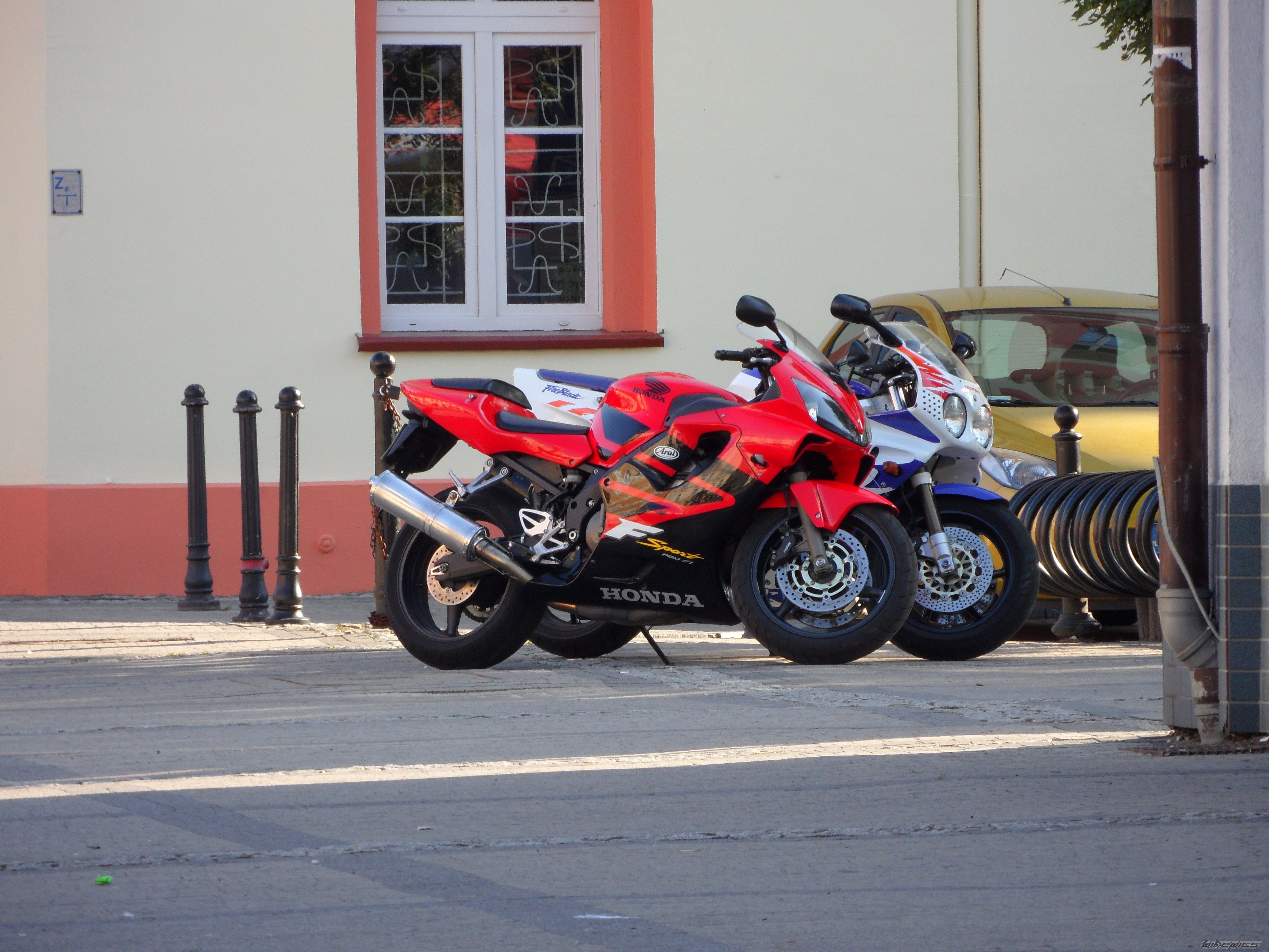 Photo 2406429