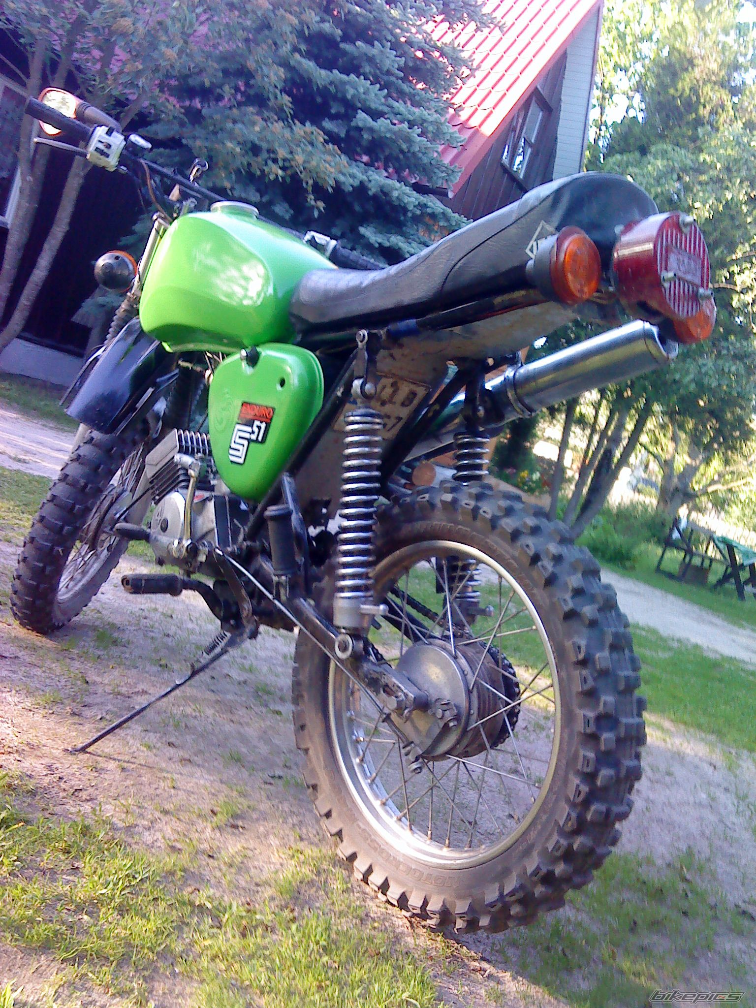 Photo 2406585