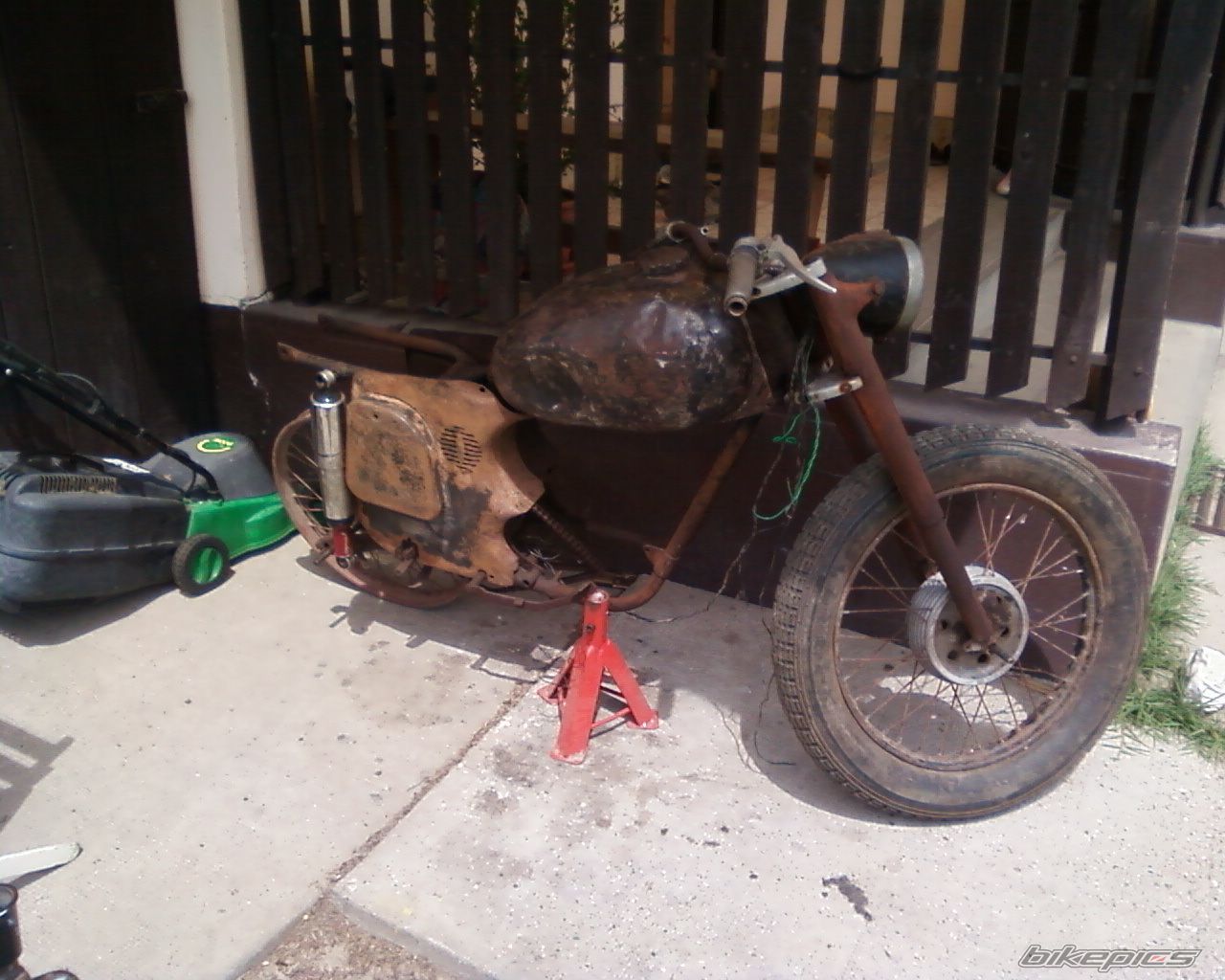 Photo 2406739