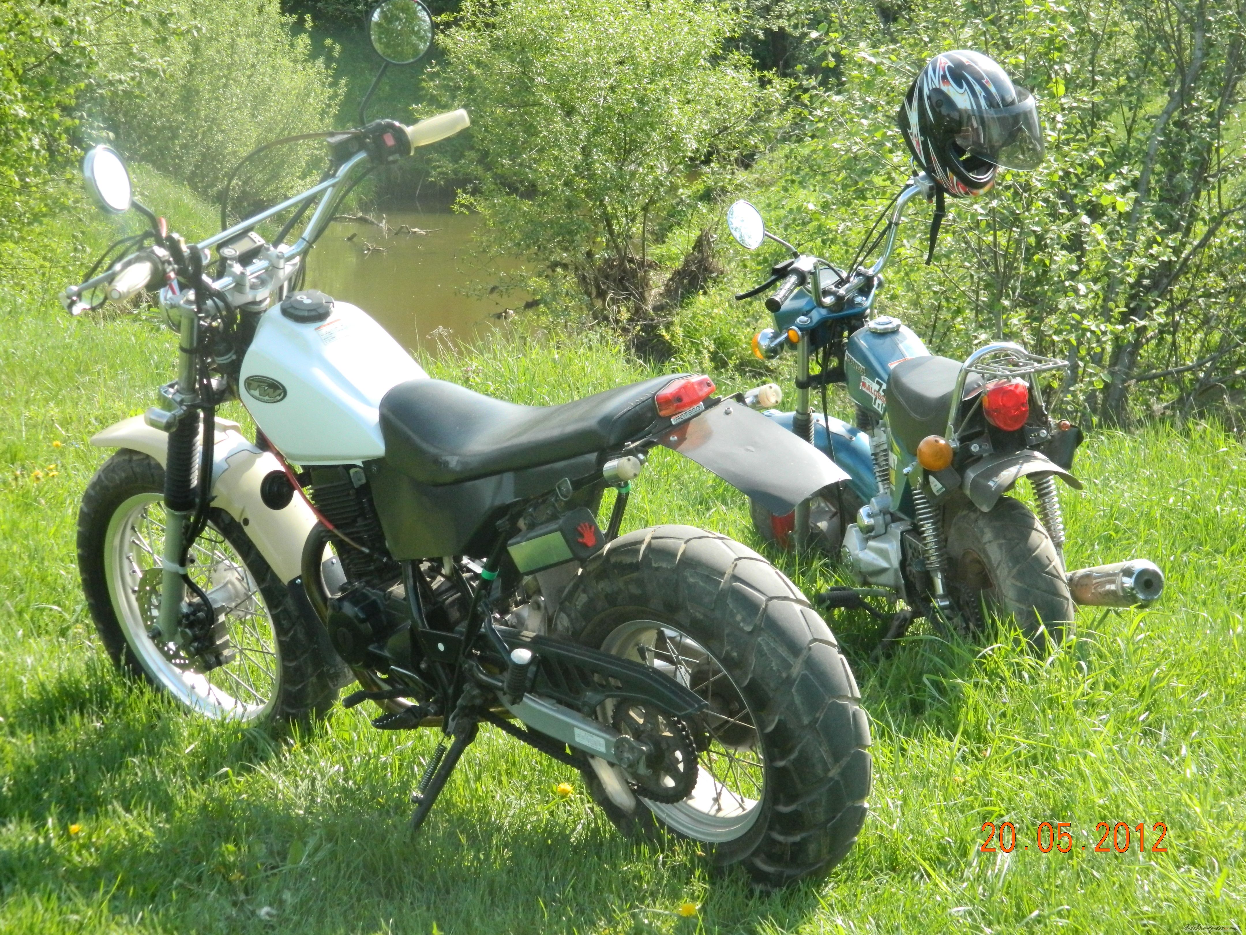 Photo 2406846