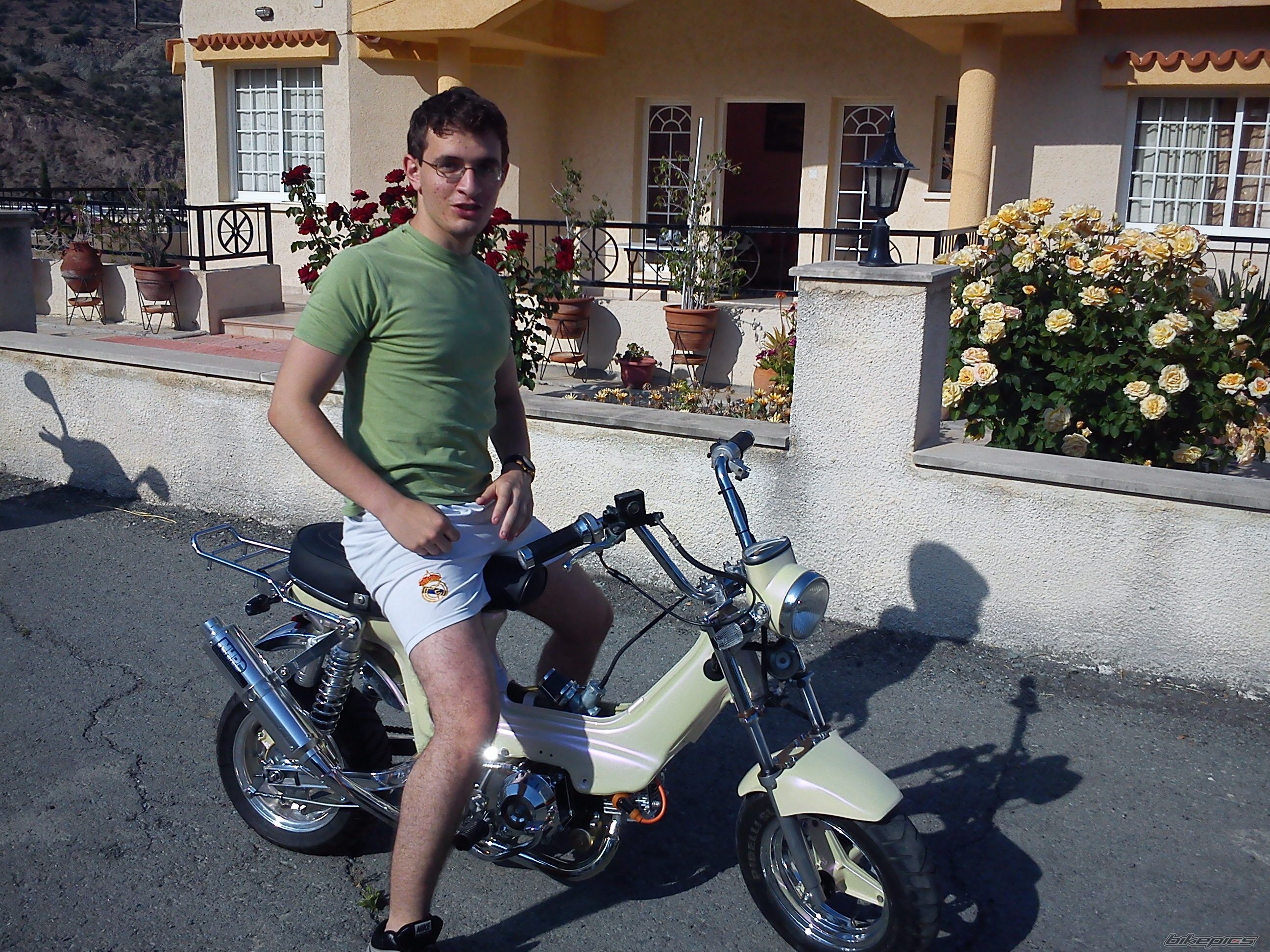 Photo 2406892