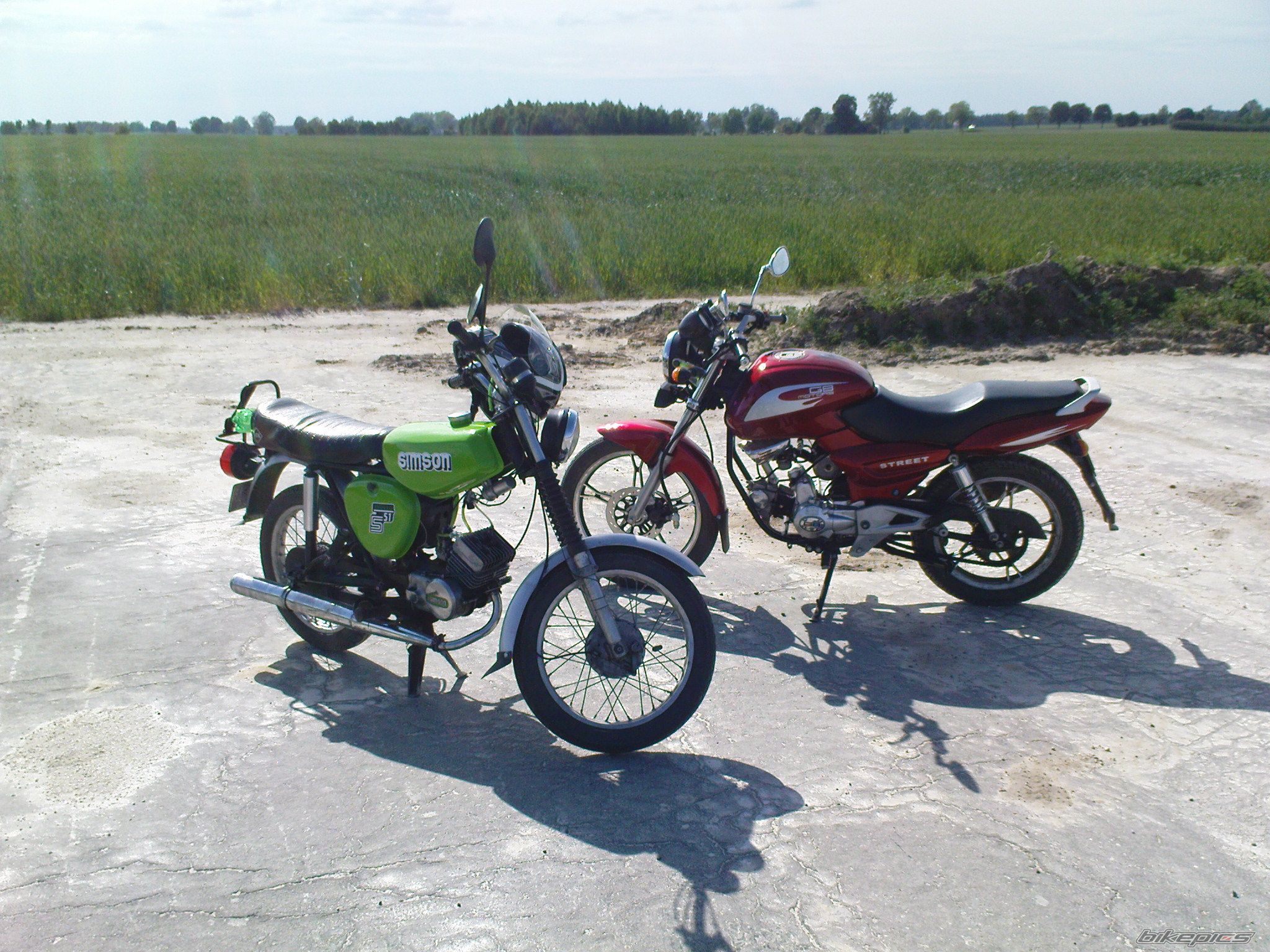 Photo 2406938