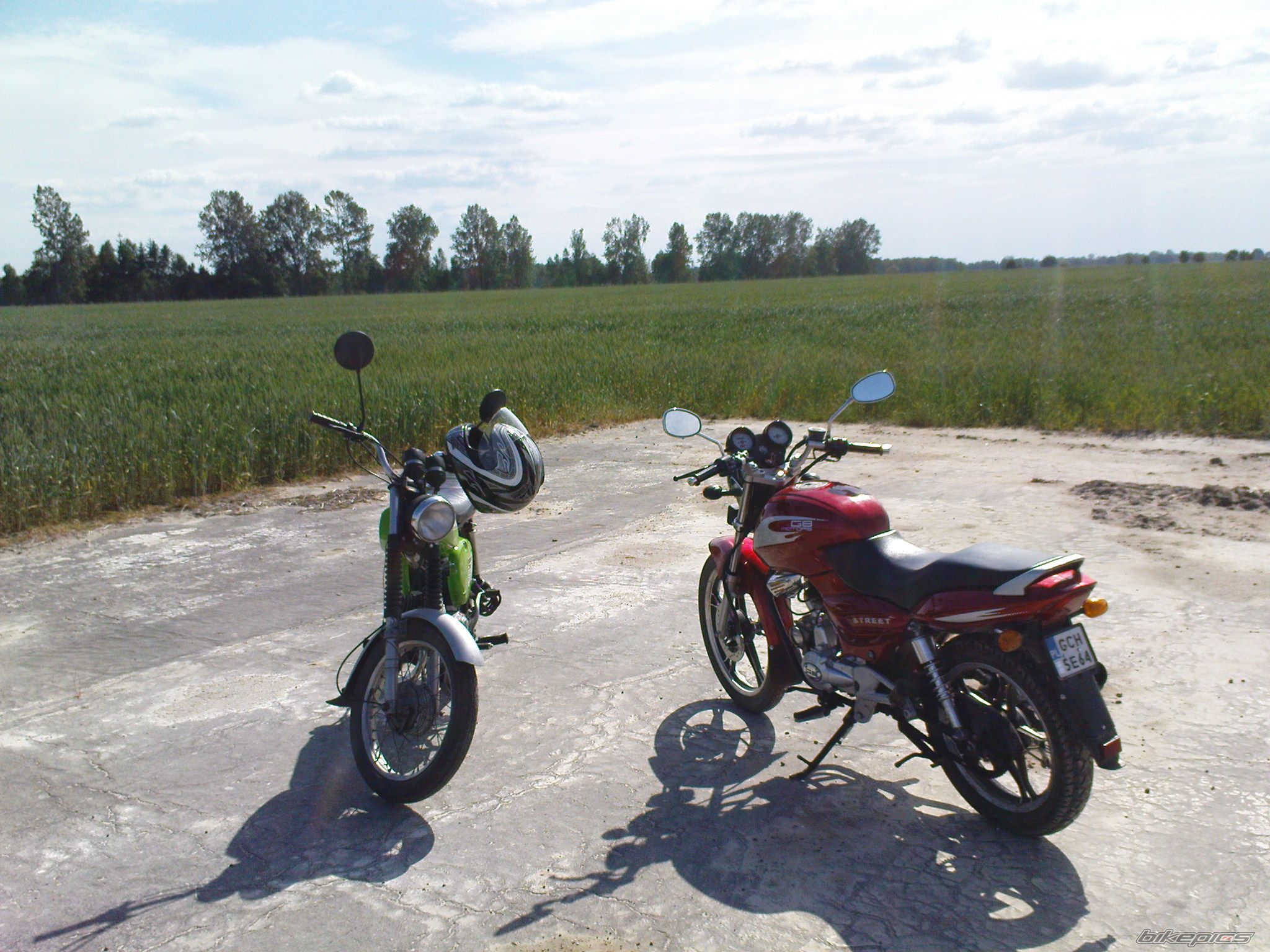 Photo 2406940