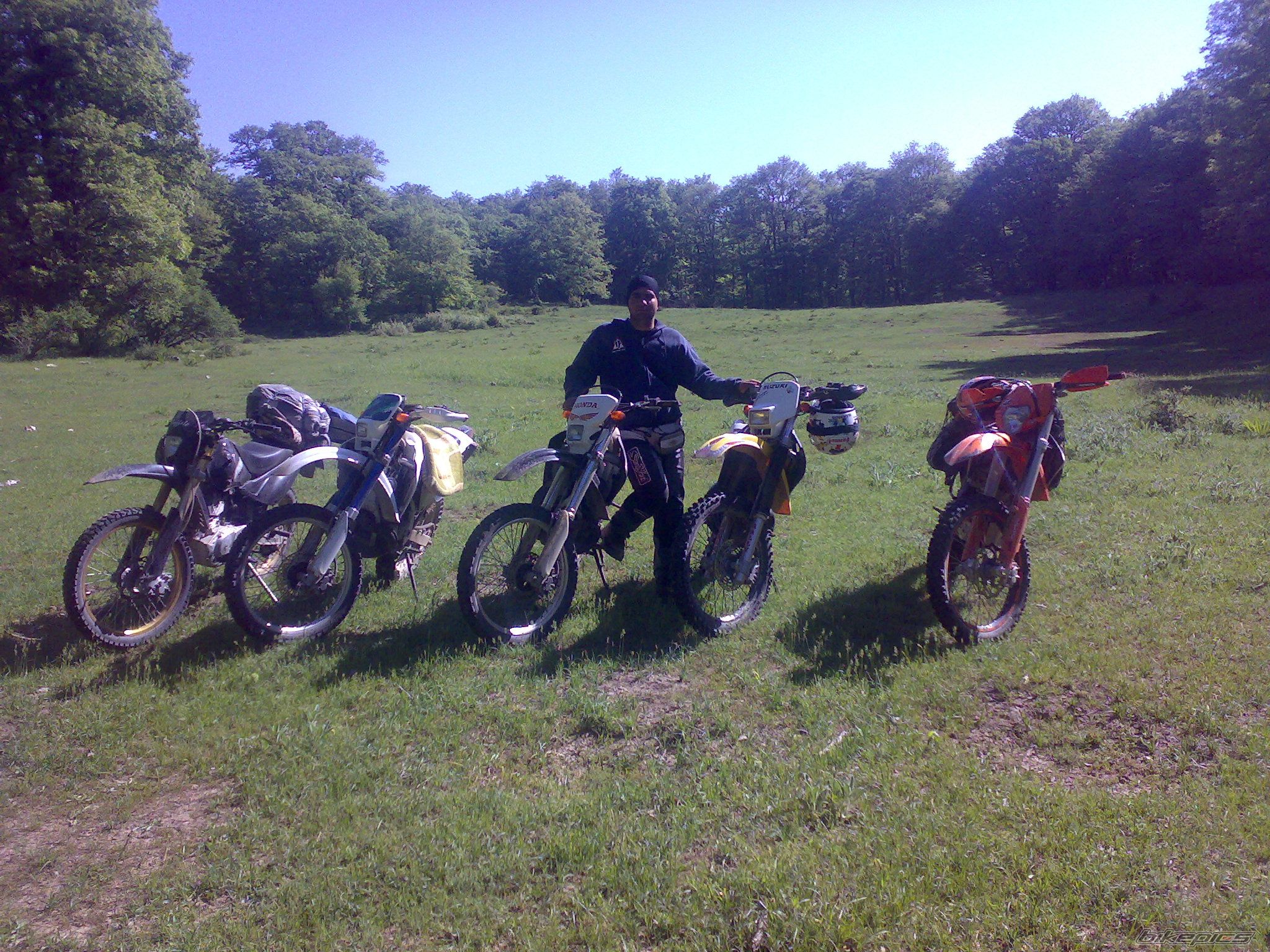 Photo 2407089