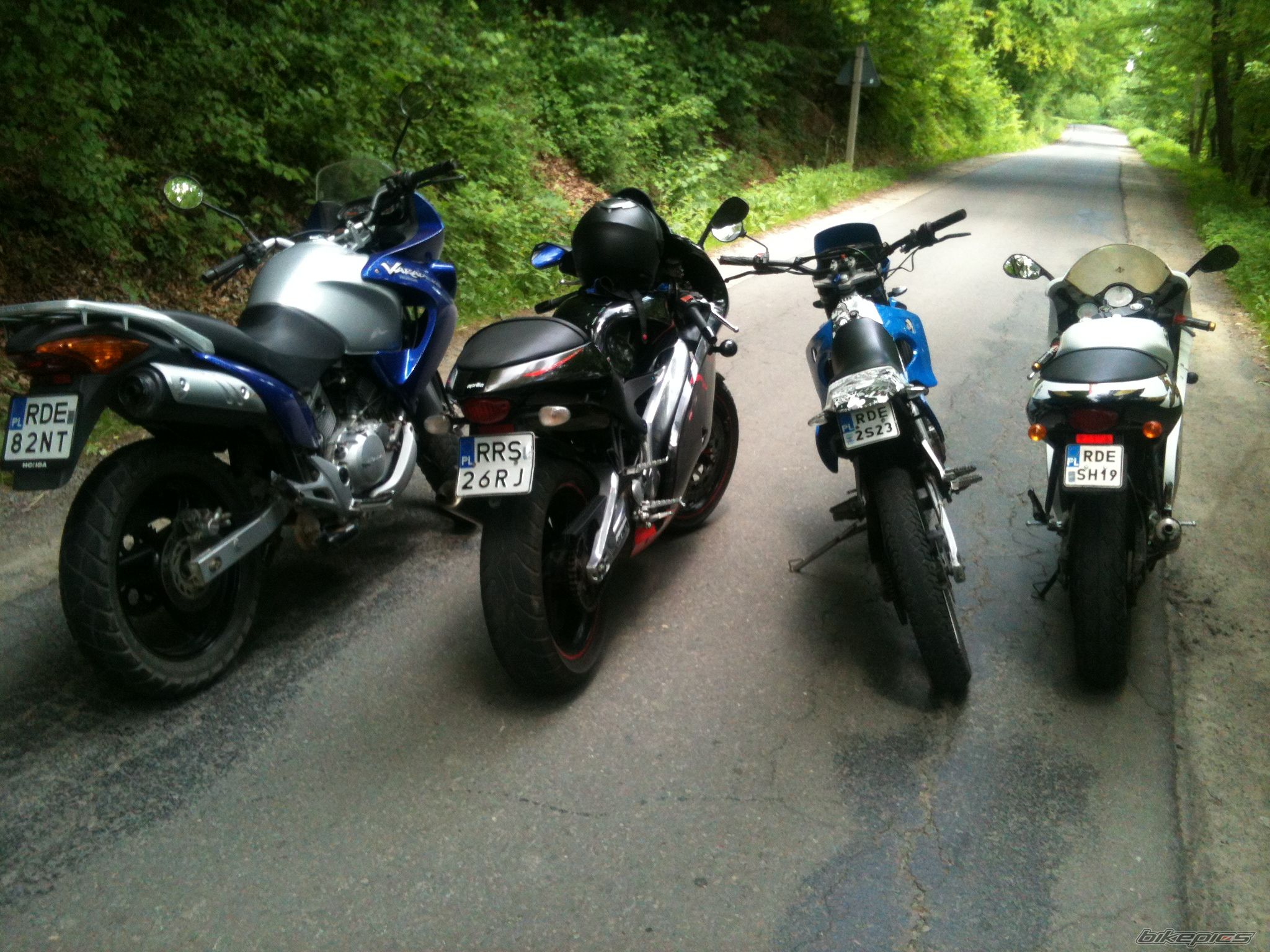 Photo 2407209